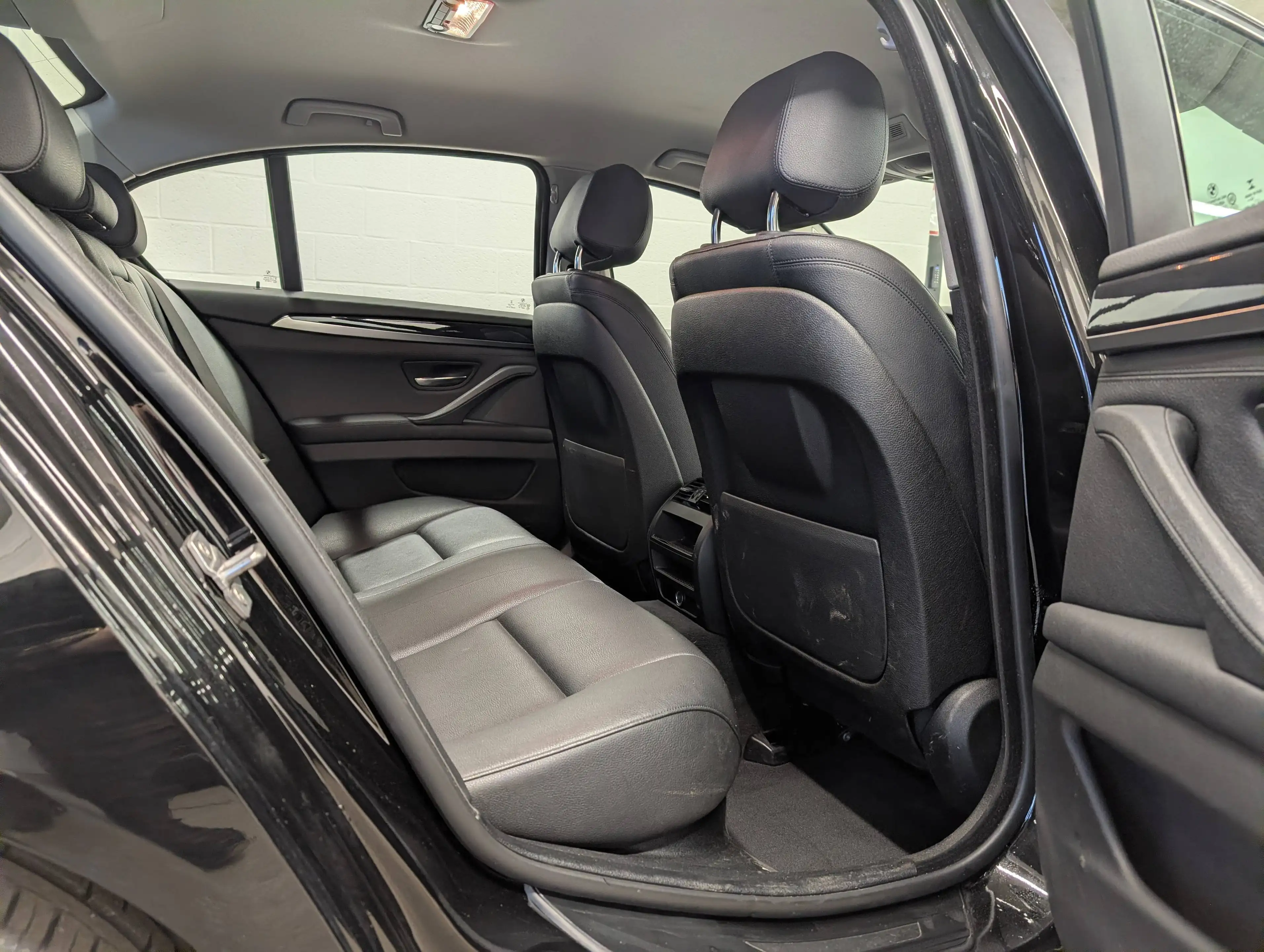 BMW 518 dA Berline **CUIR-FULL LED-NAVI-PARKING-ATTELAGE** — photo 8