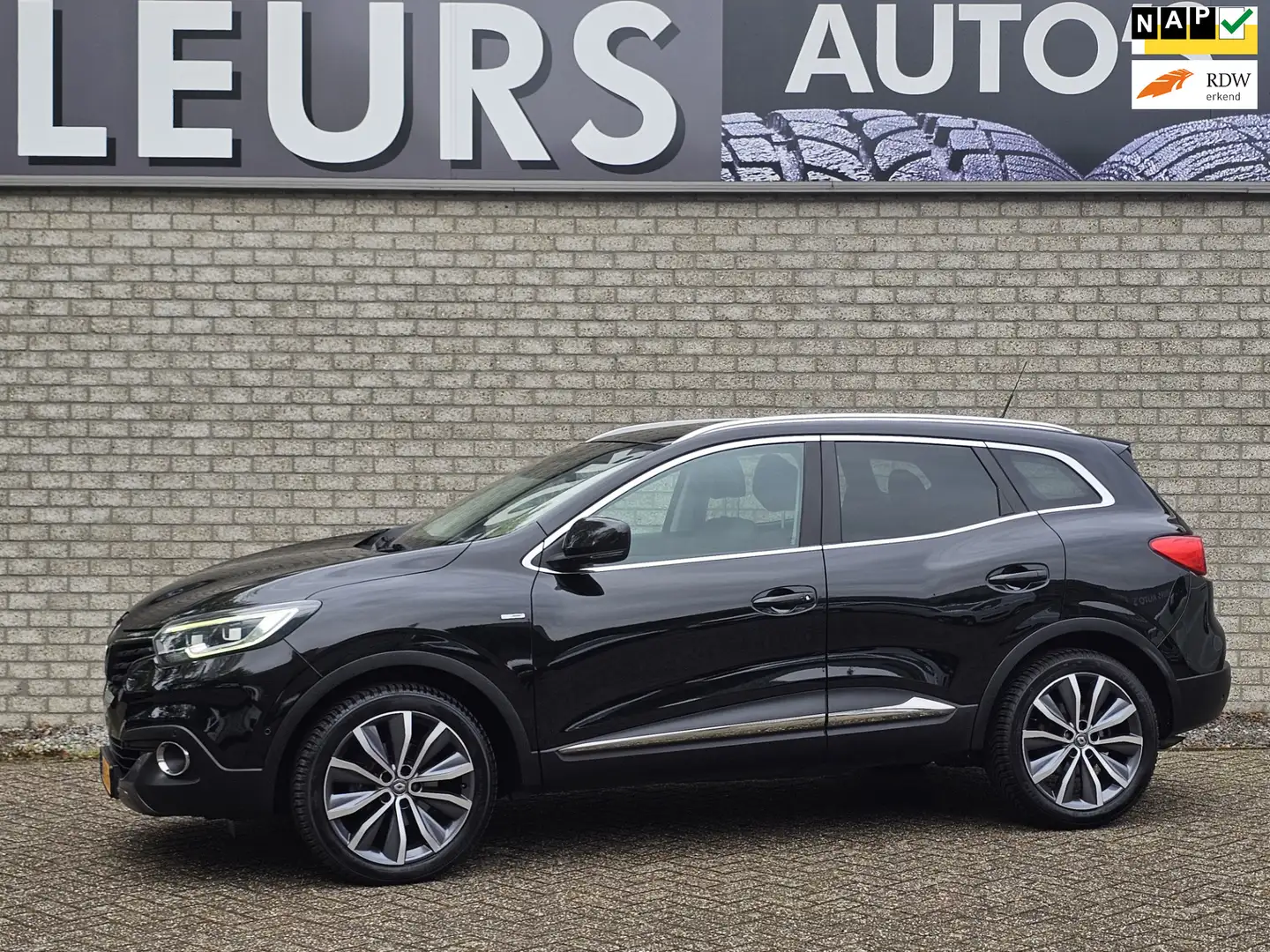 Renault Kadjar 1.2 TCe Bose Pano-dak/Trekhaak/Camera Zwart - 1