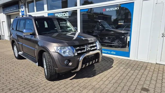 Mitsubishi Pajero (V80/V90) 3.2 DI-D Edition 30 (5-trg.)