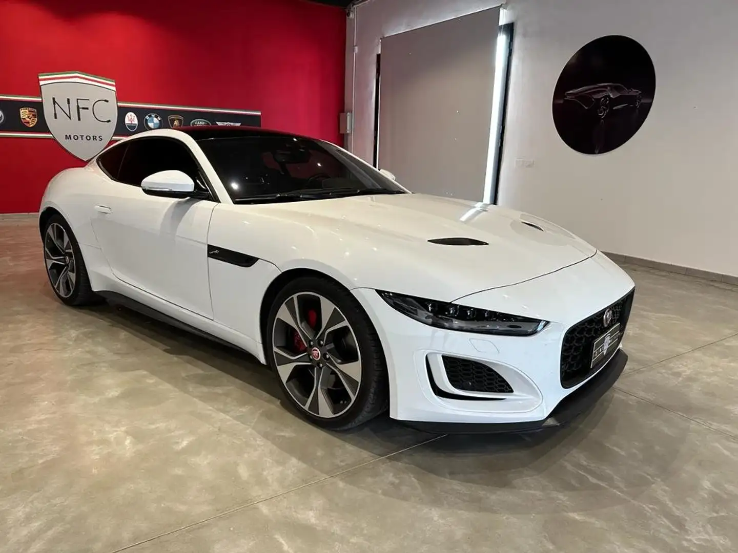 Jaguar F-Type F-Type Coupe 2.0 i4 First Edition rwd 300cv auto Wit - 1