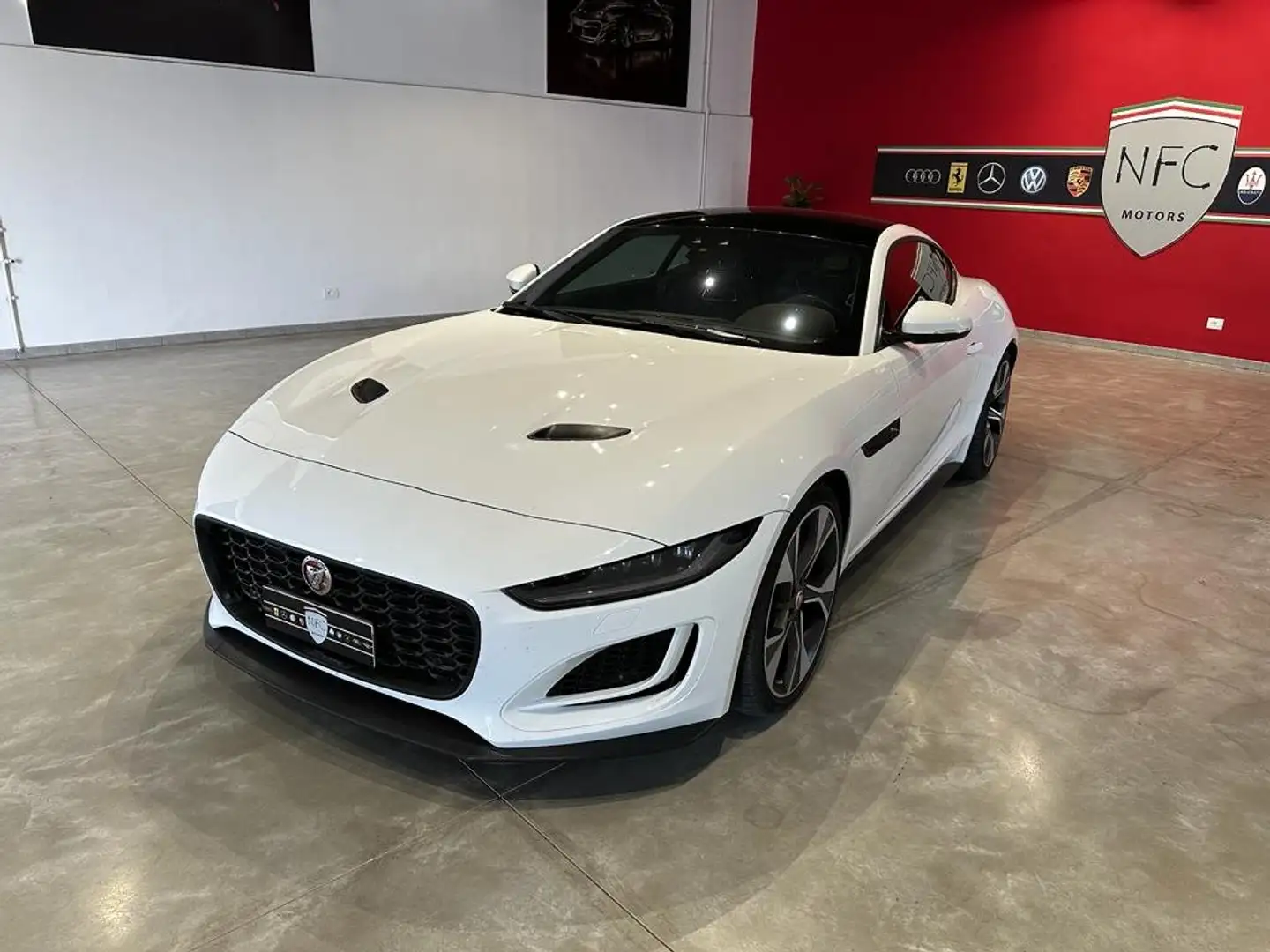 Jaguar F-Type F-Type Coupe 2.0 i4 First Edition rwd 300cv auto Blanc - 2