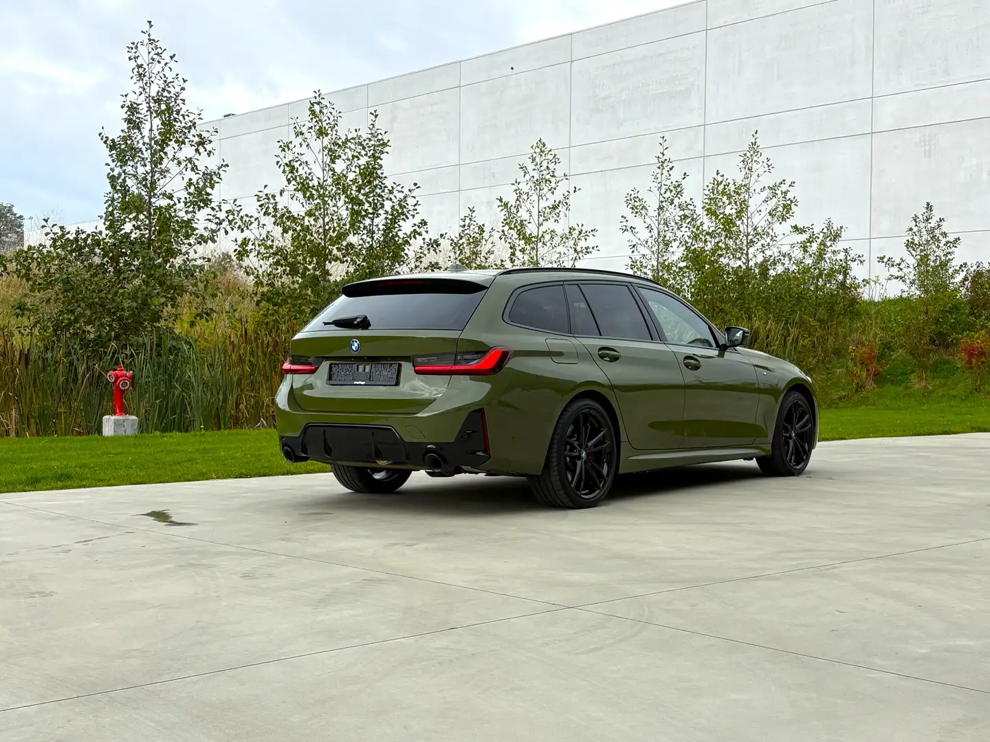 BMW 330 Touring M pack Pro pano inno entertmt HaKa ASC© Groen - 2