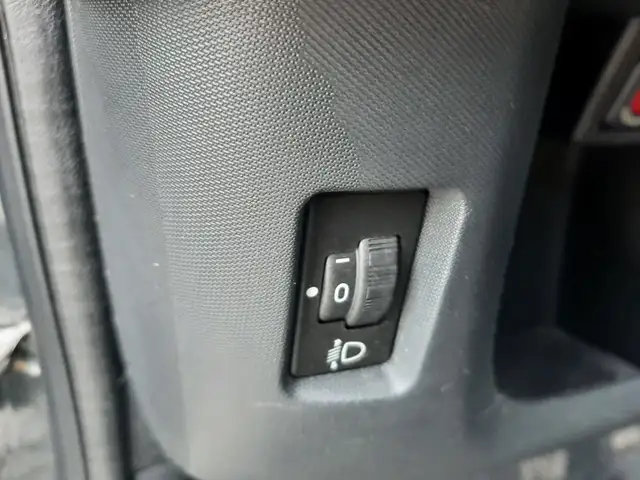 Peugeot 107 view 10
