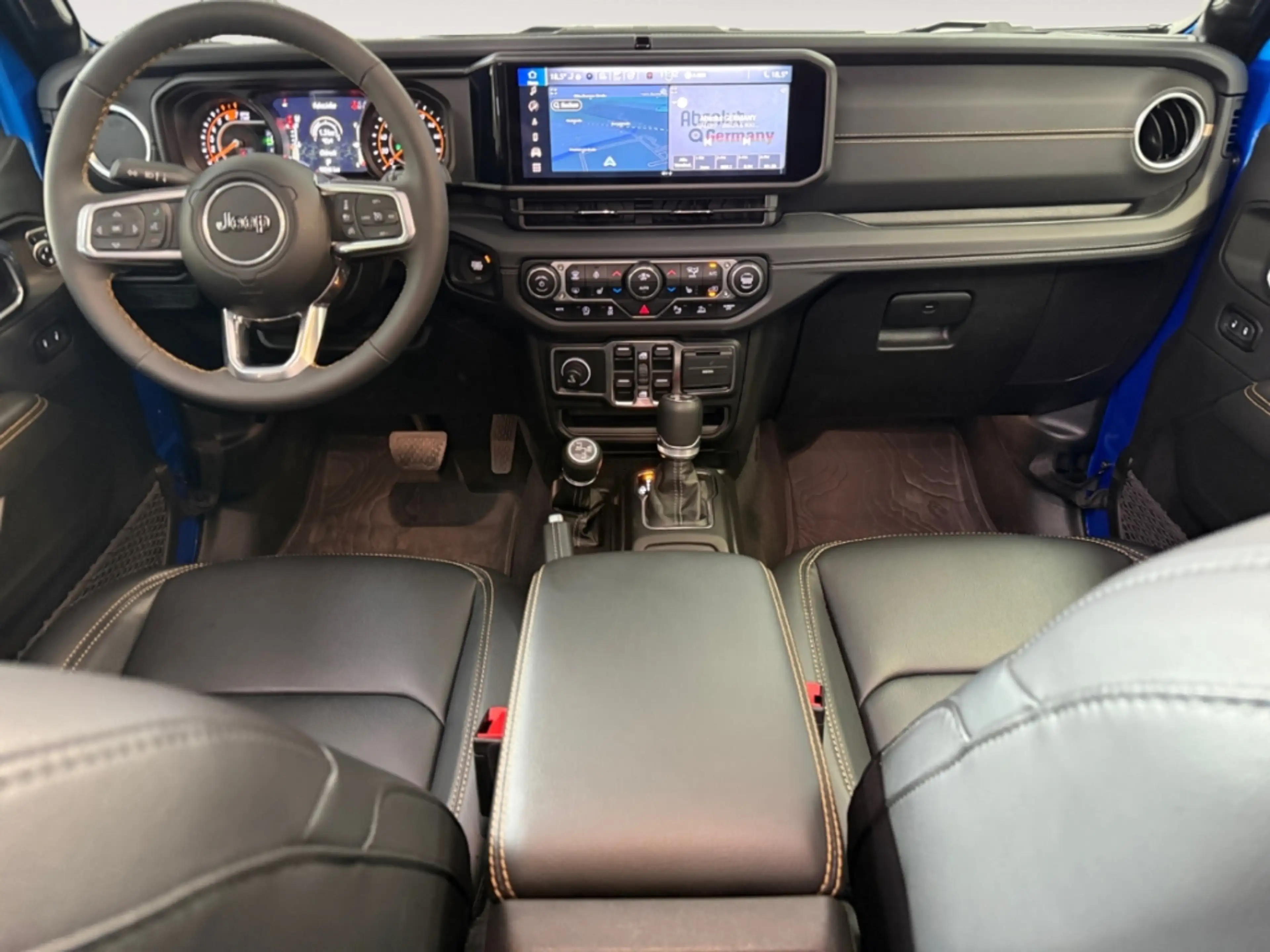 Jeep Wrangler Unlimited Sahara T-GDi 2.0 Allrad — photo 13