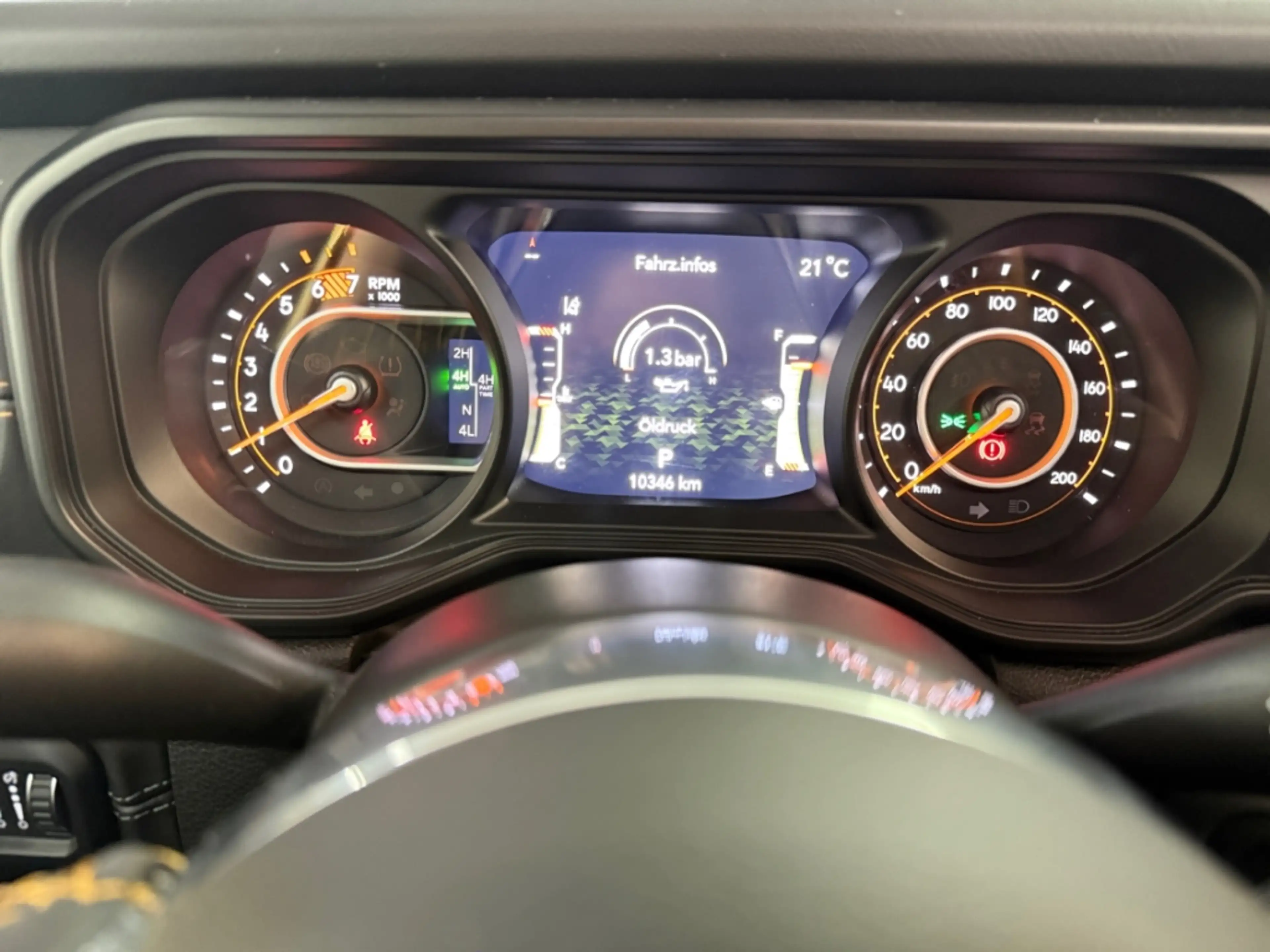 Jeep Wrangler Unlimited Sahara T-GDi 2.0 Allrad — photo 11