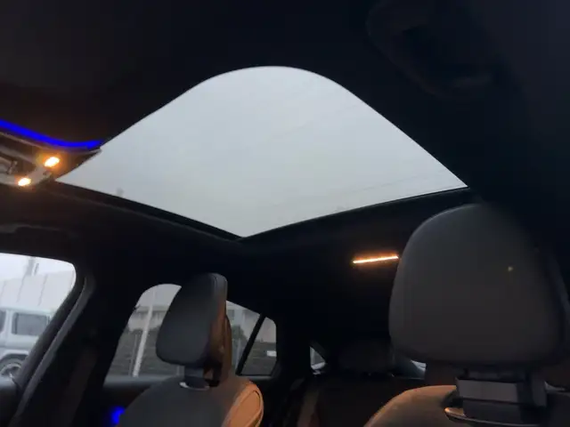 Mercedes-Benz GLC 220 d 4MATIC Coupé SpurW W-Paket HeadUp Ansicht 12