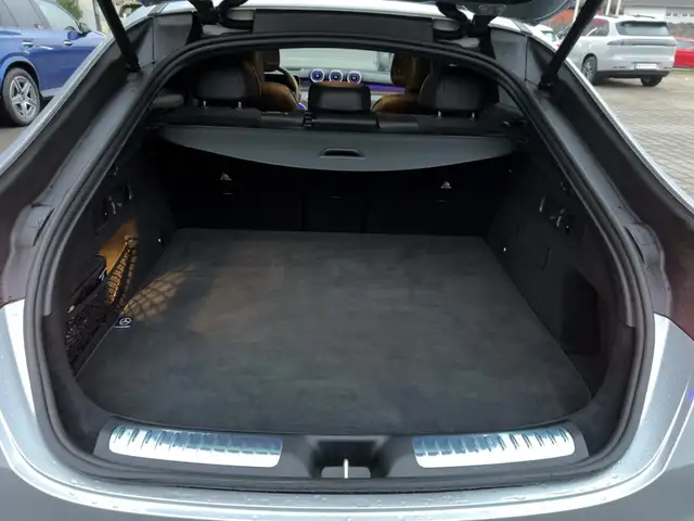 Mercedes-Benz GLC 220 d 4MATIC Coupé SpurW W-Paket HeadUp Ansicht 10