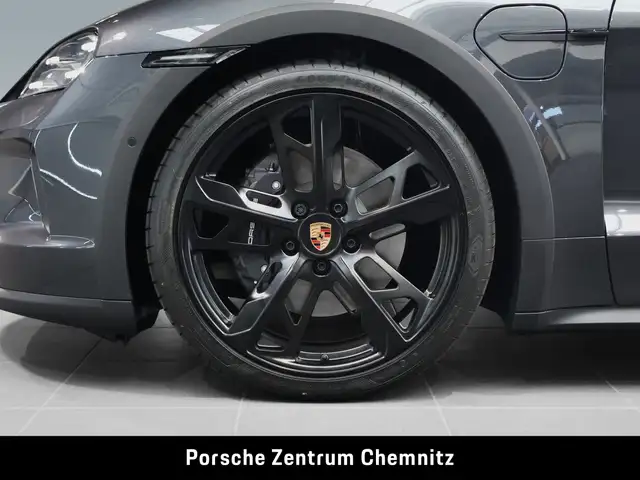 Porsche Taycan view 6