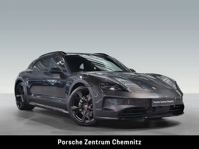Porsche Taycan view 9