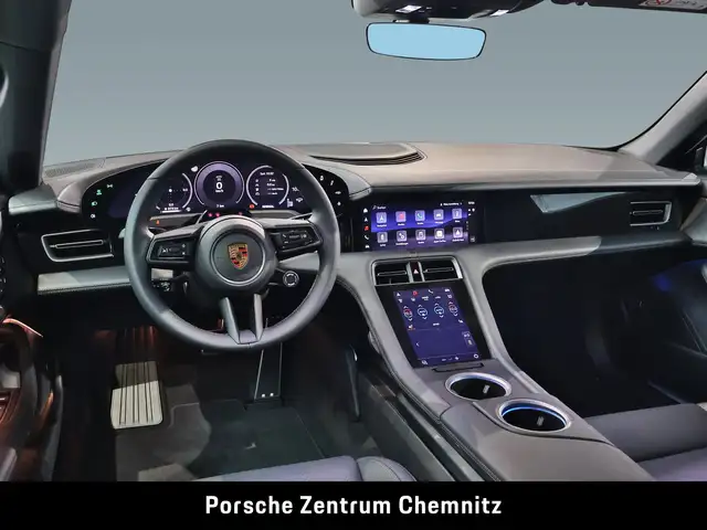 Porsche Taycan view 7