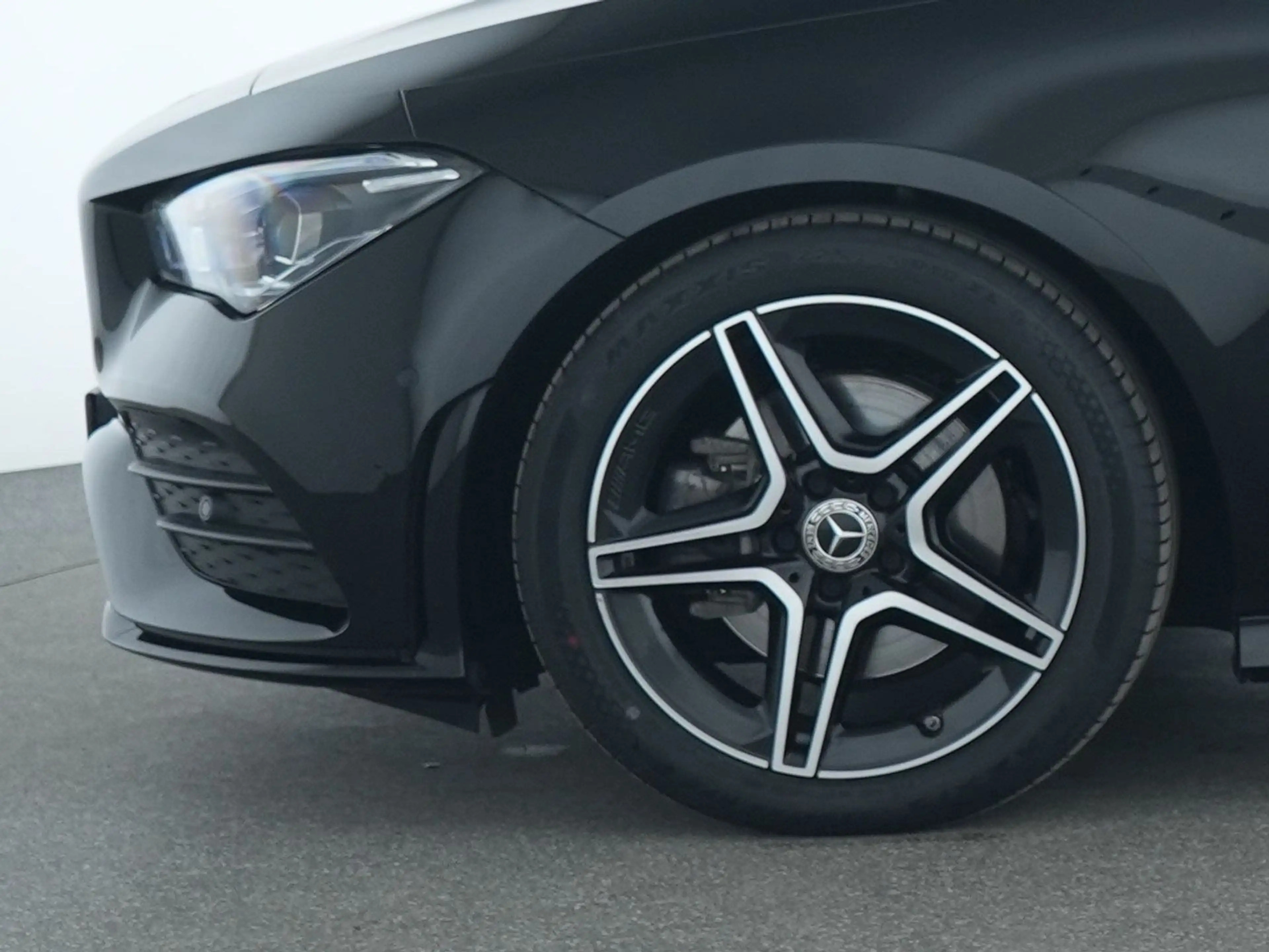 Mercedes-Benz CLA 220 d AMG Line ACC|LED|Kamera|Navi|SHZ|PDC — photo 12