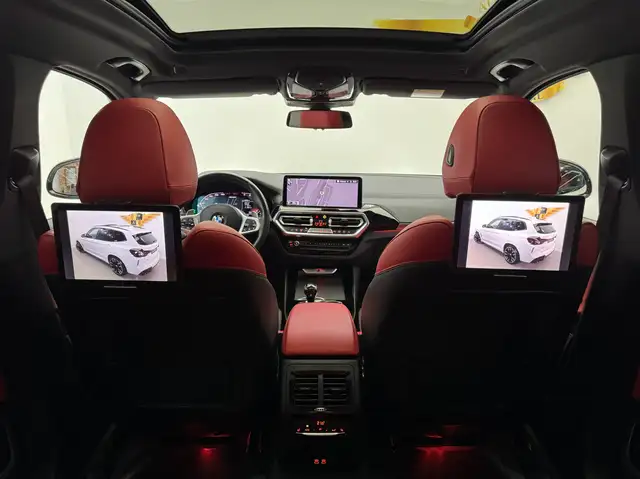 BMW X3 view 25