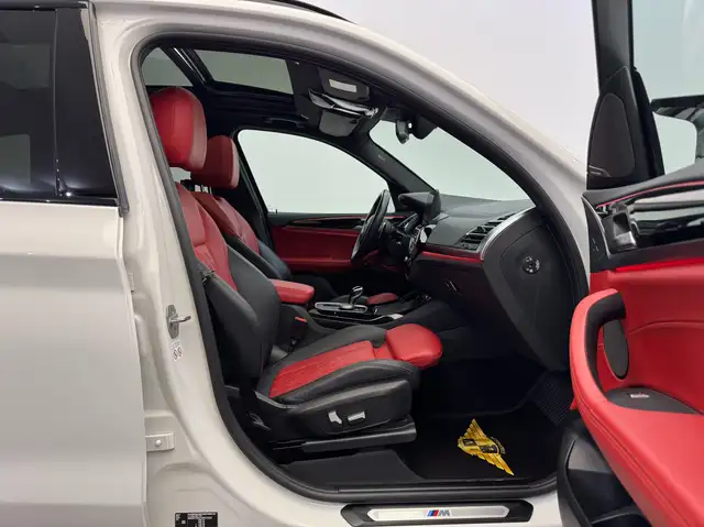 BMW X3 view 16