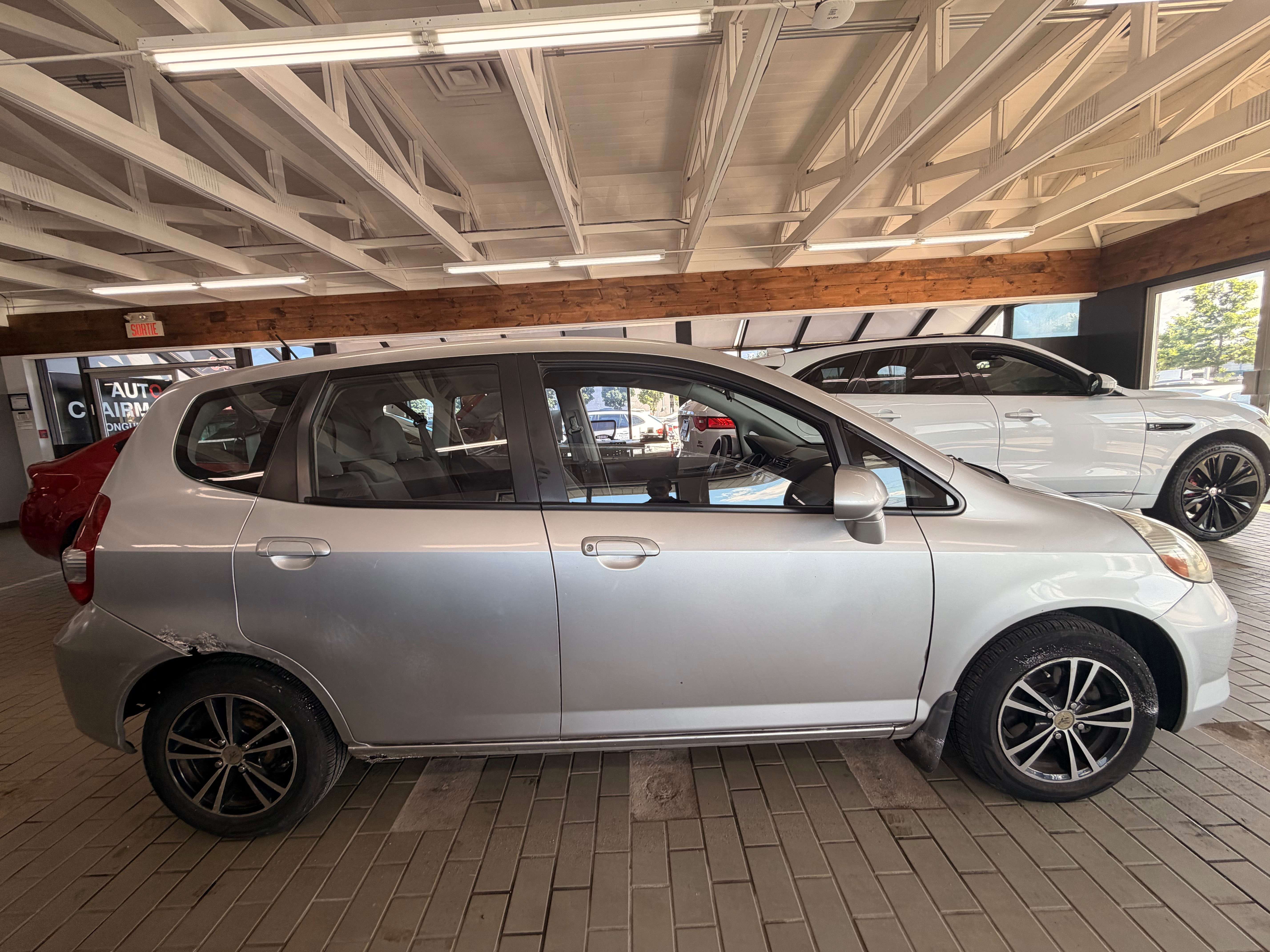 2007 Honda Fit DX - Image 5