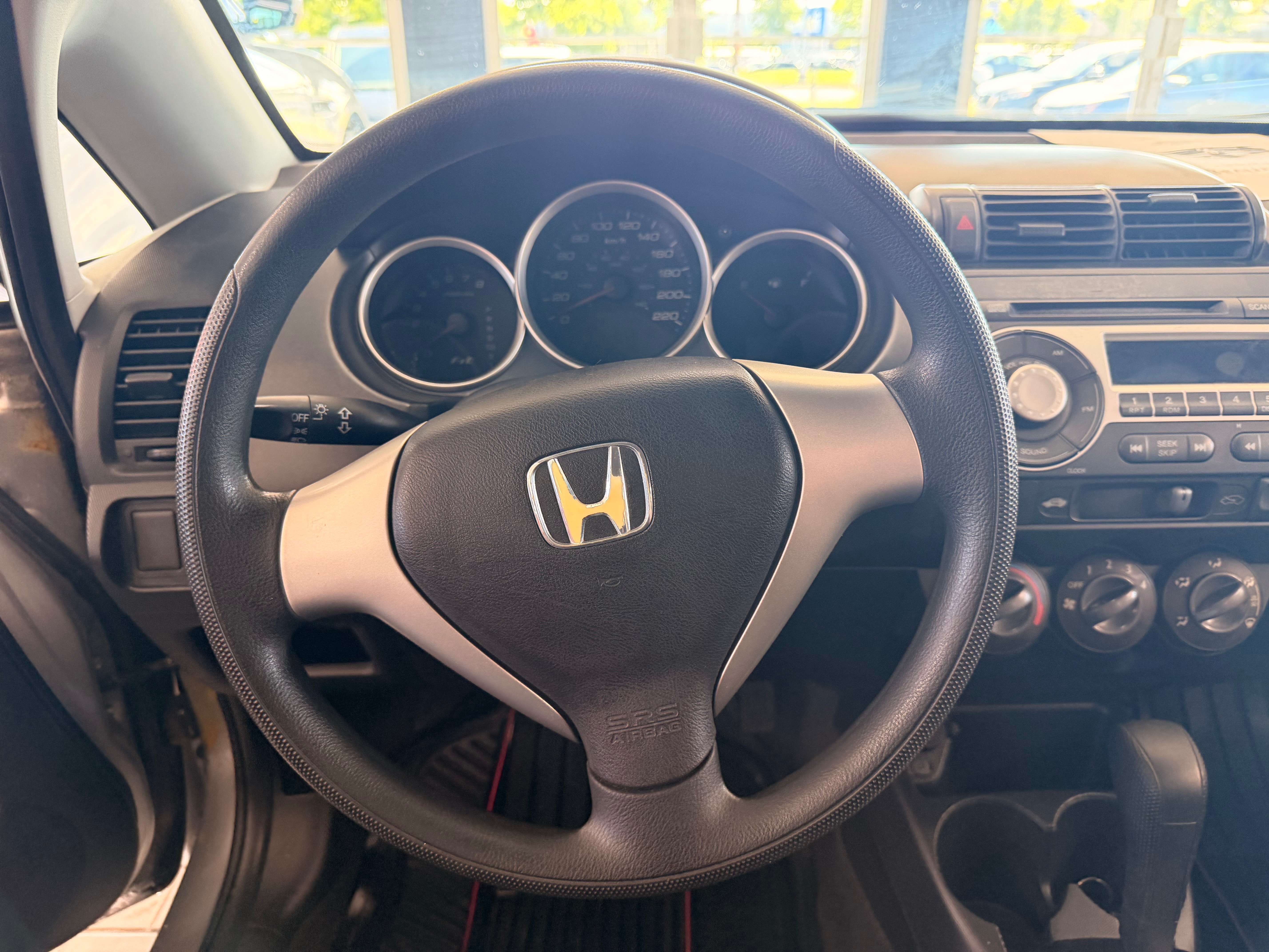 2007 Honda Fit DX - Image 15
