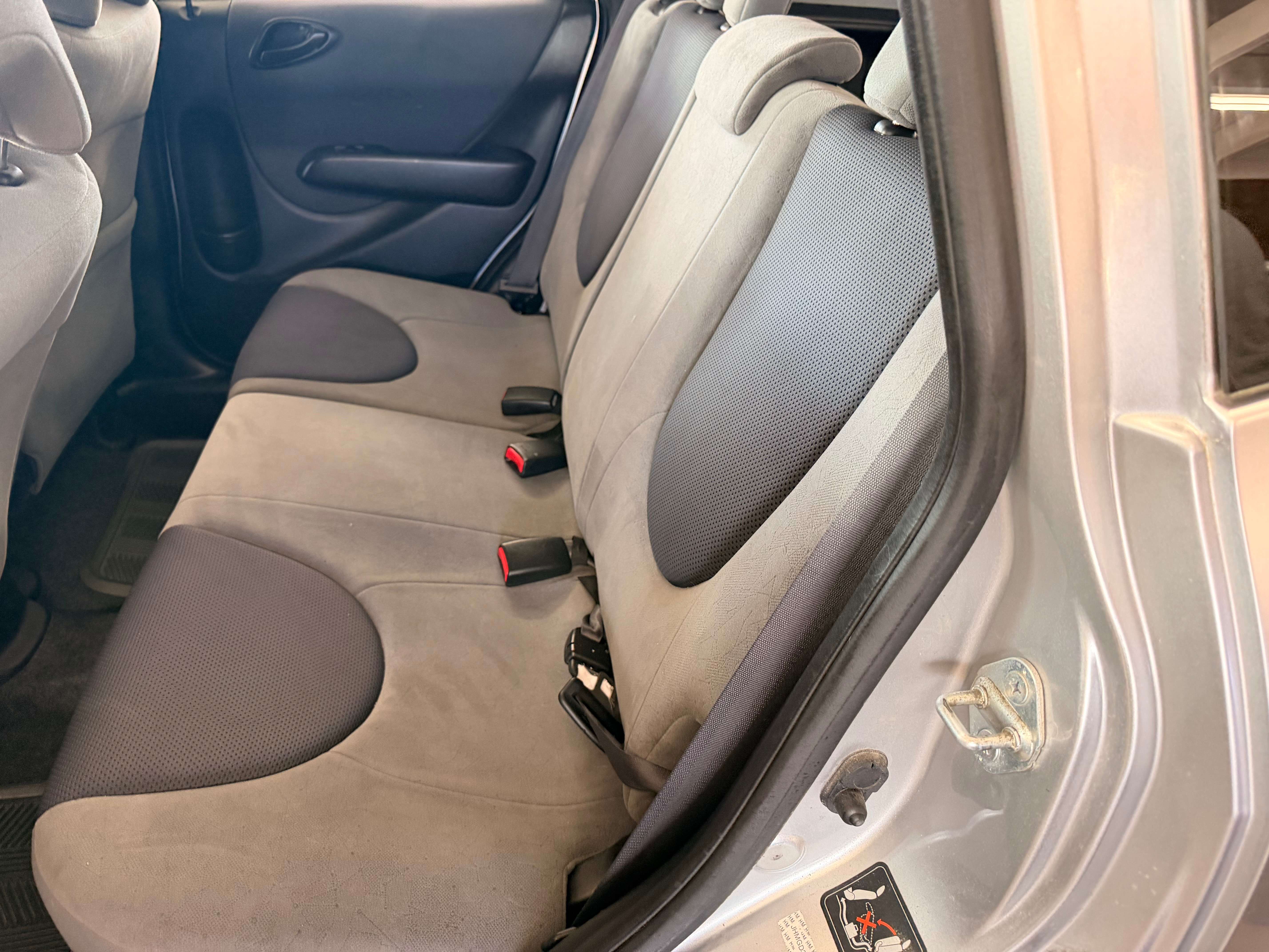 2007 Honda Fit DX - Image 11