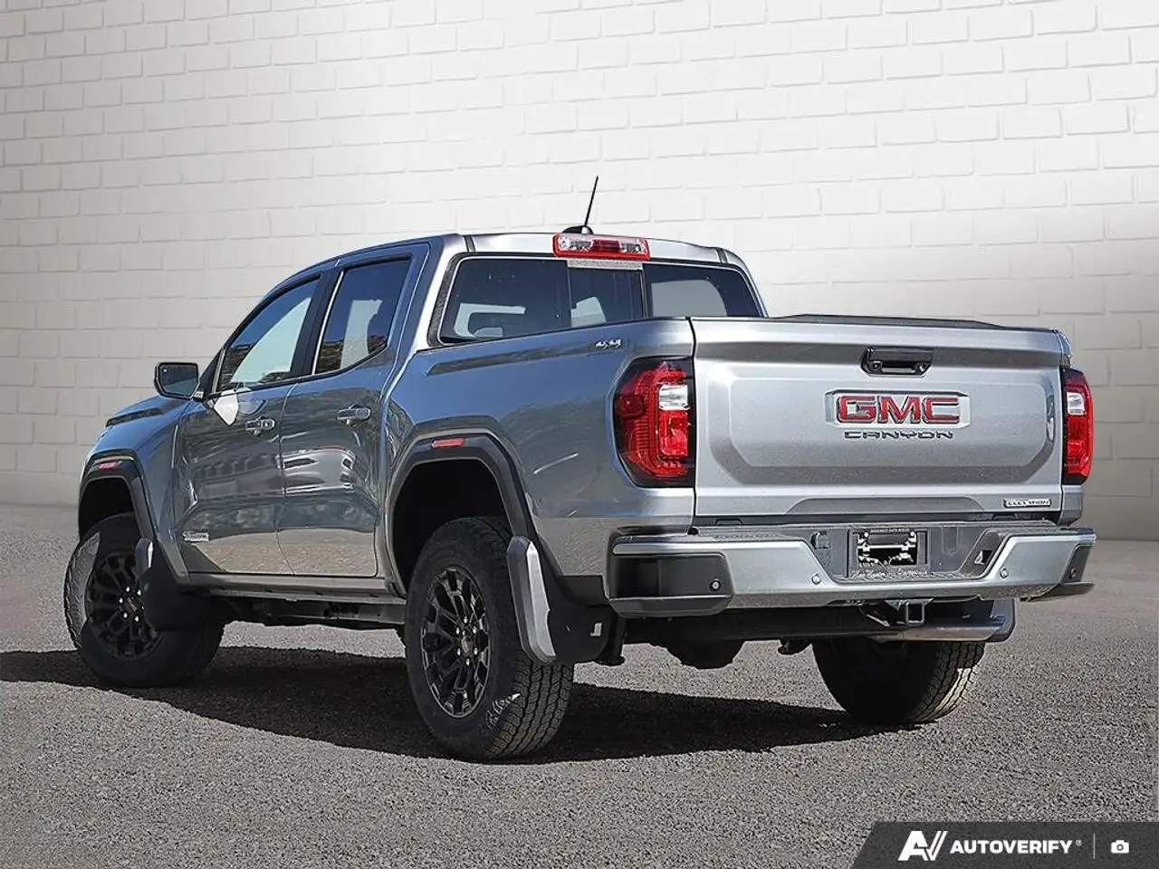 GMC Canyon снимка GMC Canyon