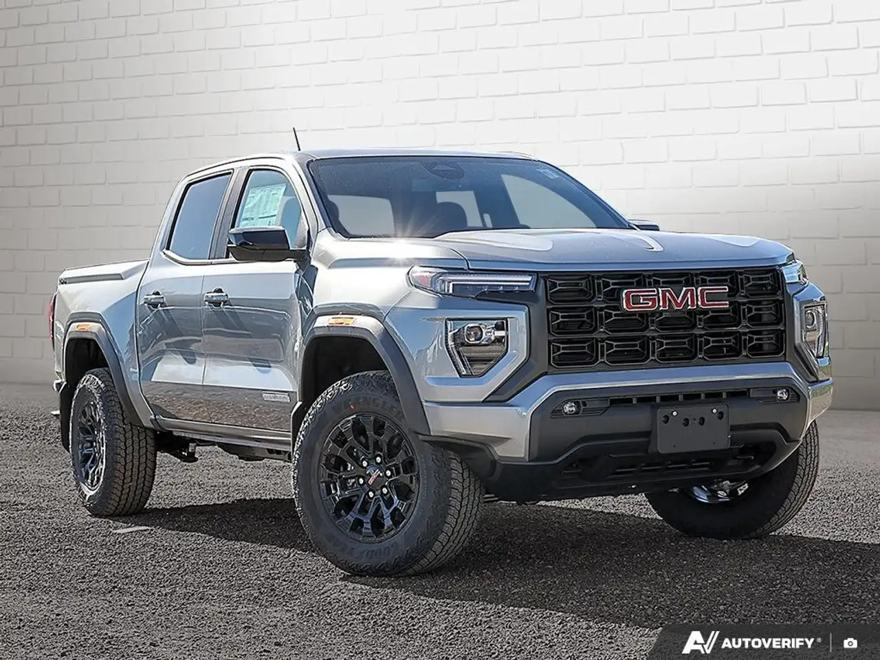 GMC Canyon снимка GMC Canyon