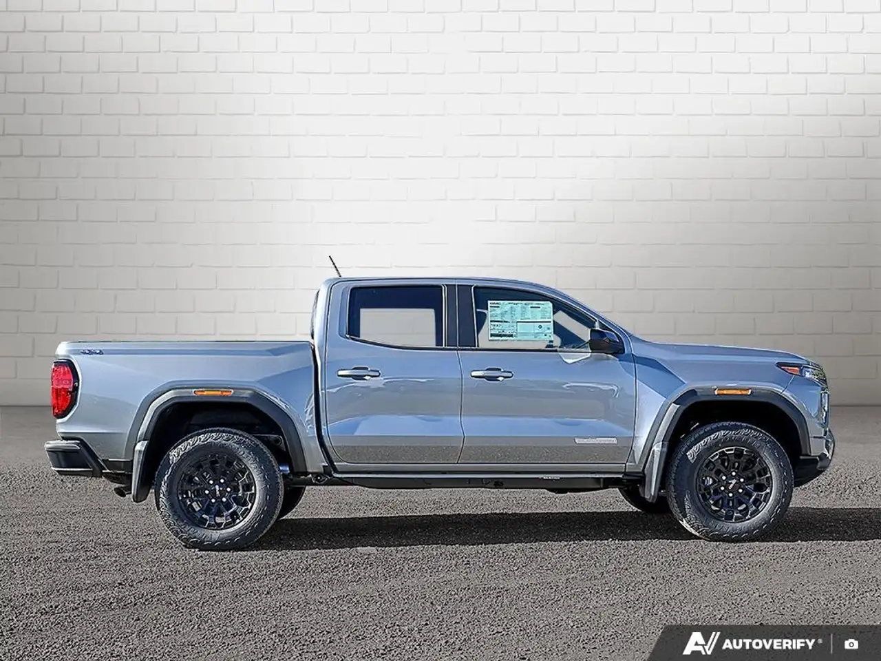 GMC Canyon снимка GMC Canyon