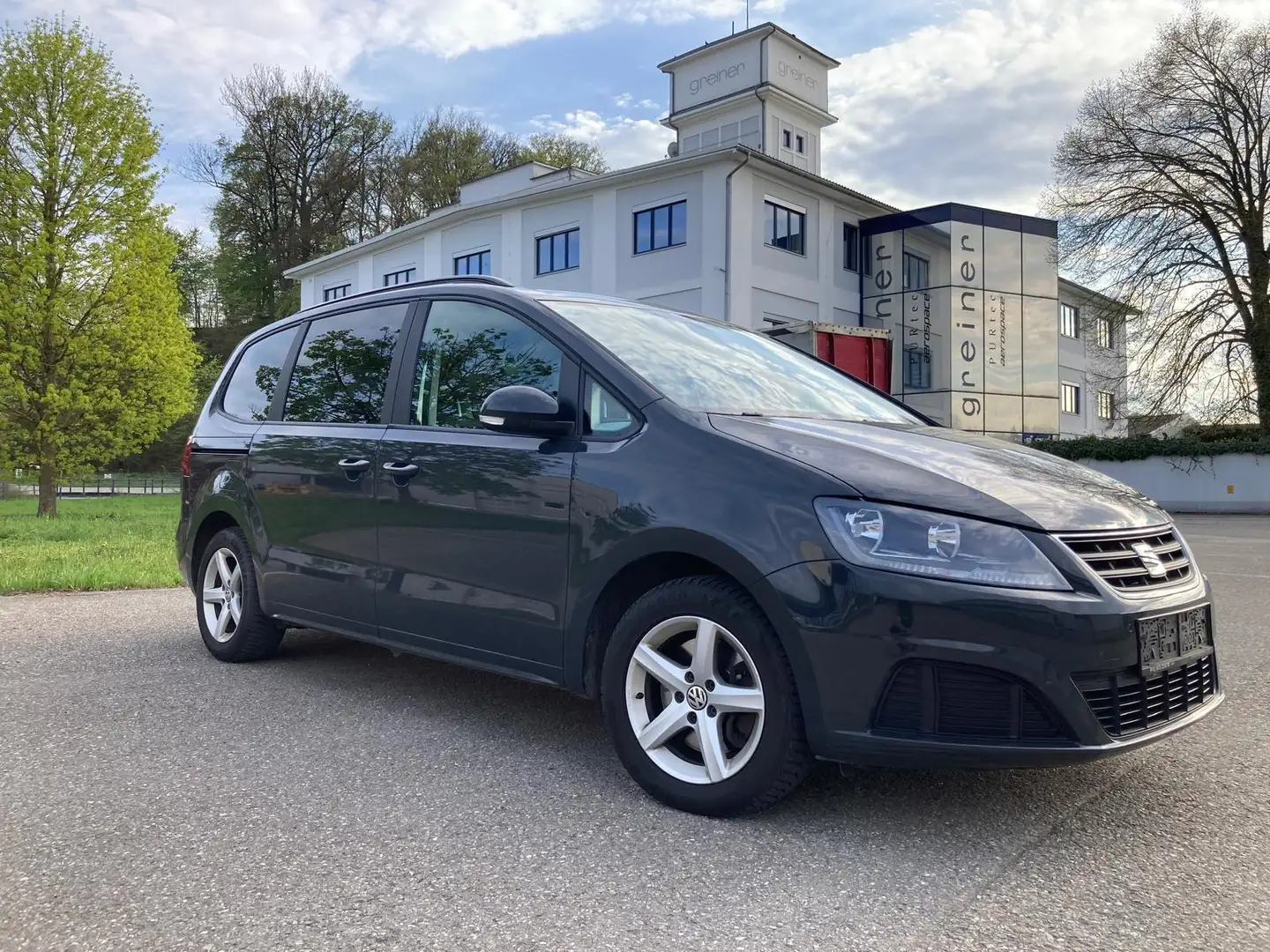SEAT Alhambra Alhambra Business 2,0 TDI CR Business Grau - 1