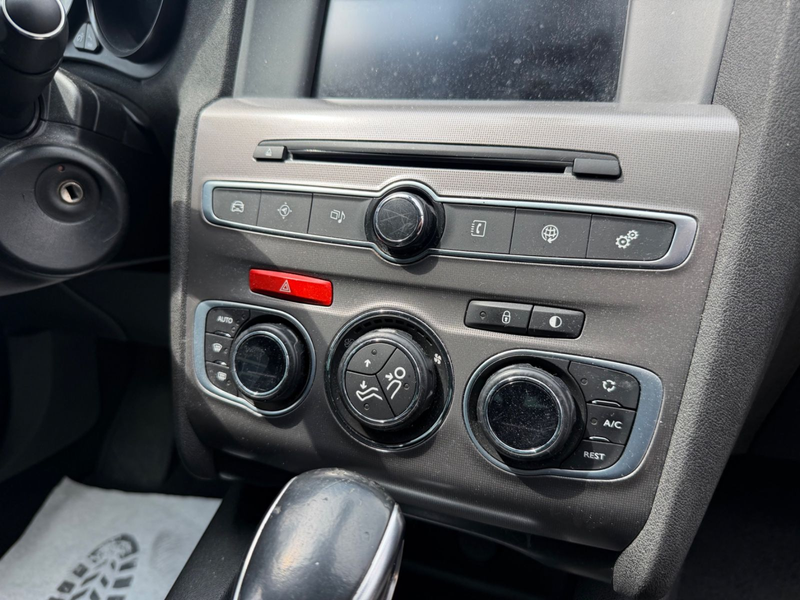 Citroen C4 Lim. Selection 1.6 Blue-HDi Automatik Navi — photo 10