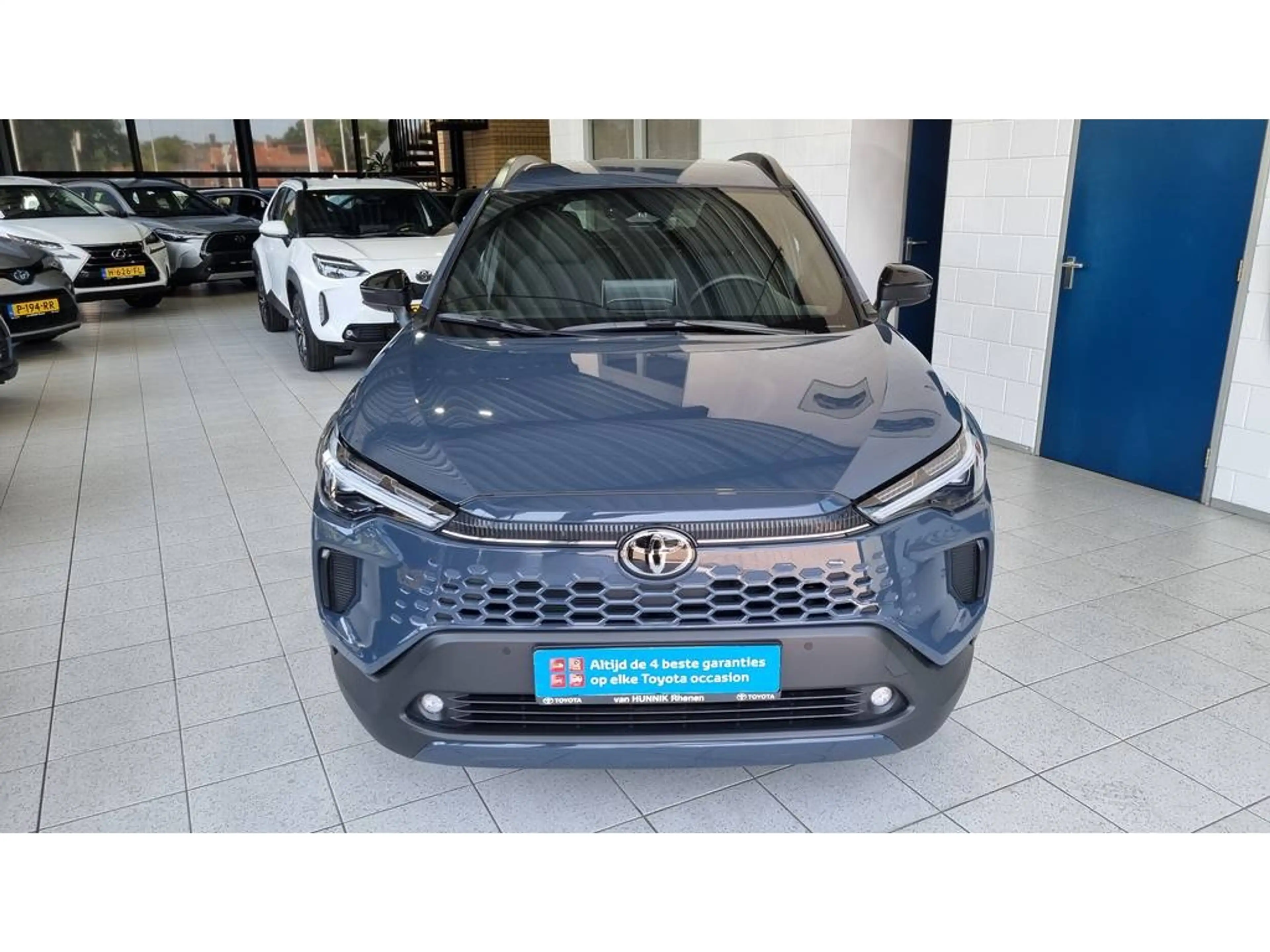 Toyota Corolla Cross Hybrid 140 Dynamic — photo 5