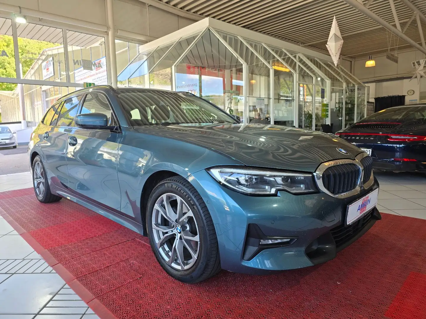 BMW 320 d Sport Line+ACC+AHK+LEDER+HEAD UP+KEYLESS+ Bleu - 1