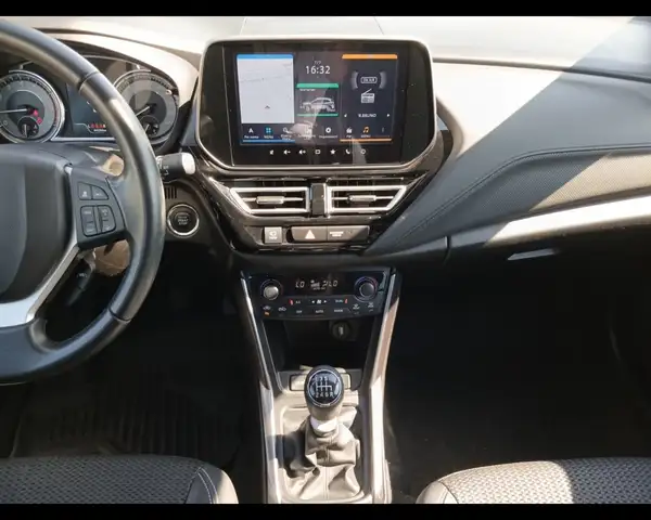 Suzuki S-Cross view 11