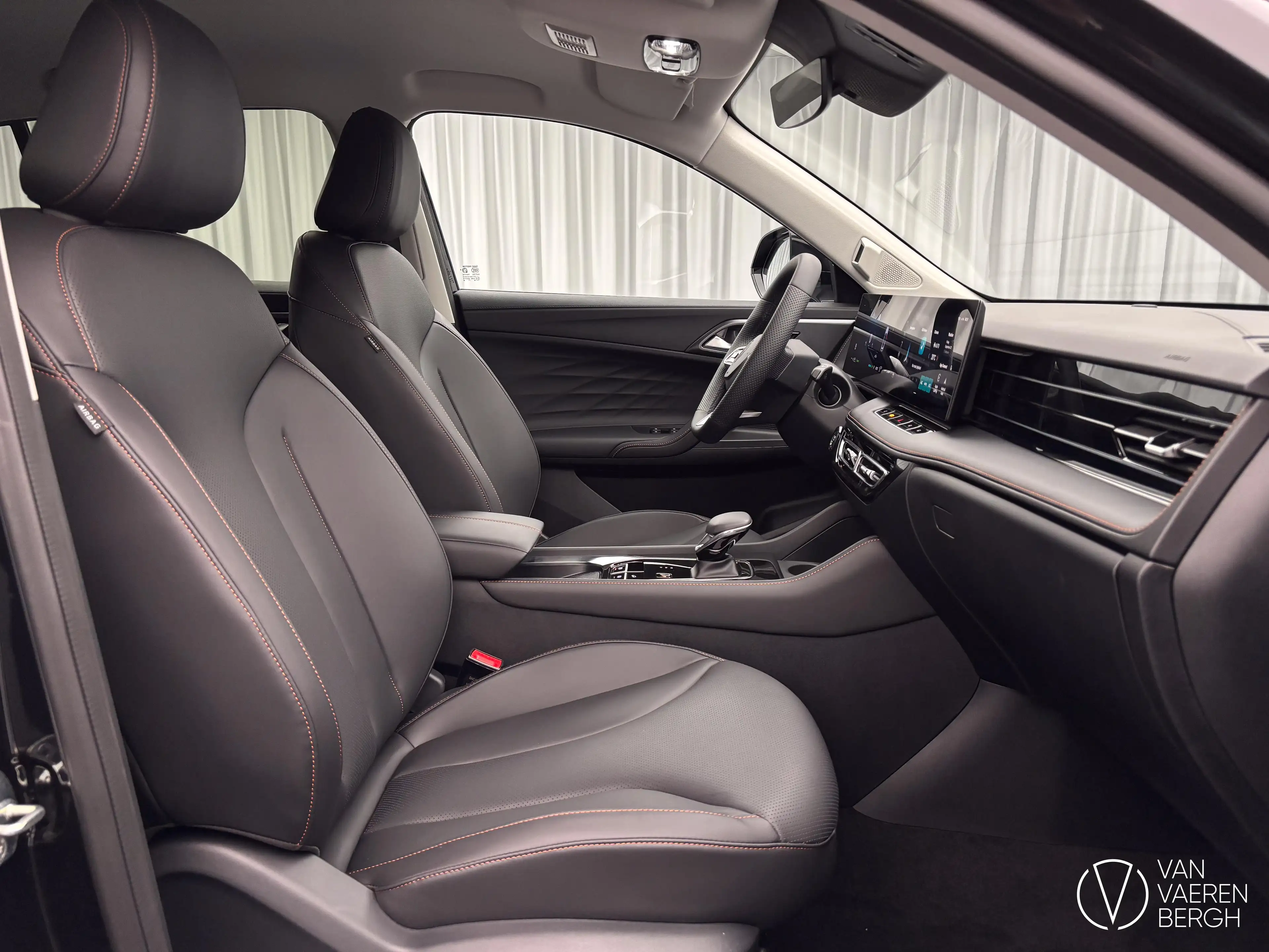MG HS PHEV/ Luxury/ 1.5 turbo / 7j garantie — photo 3