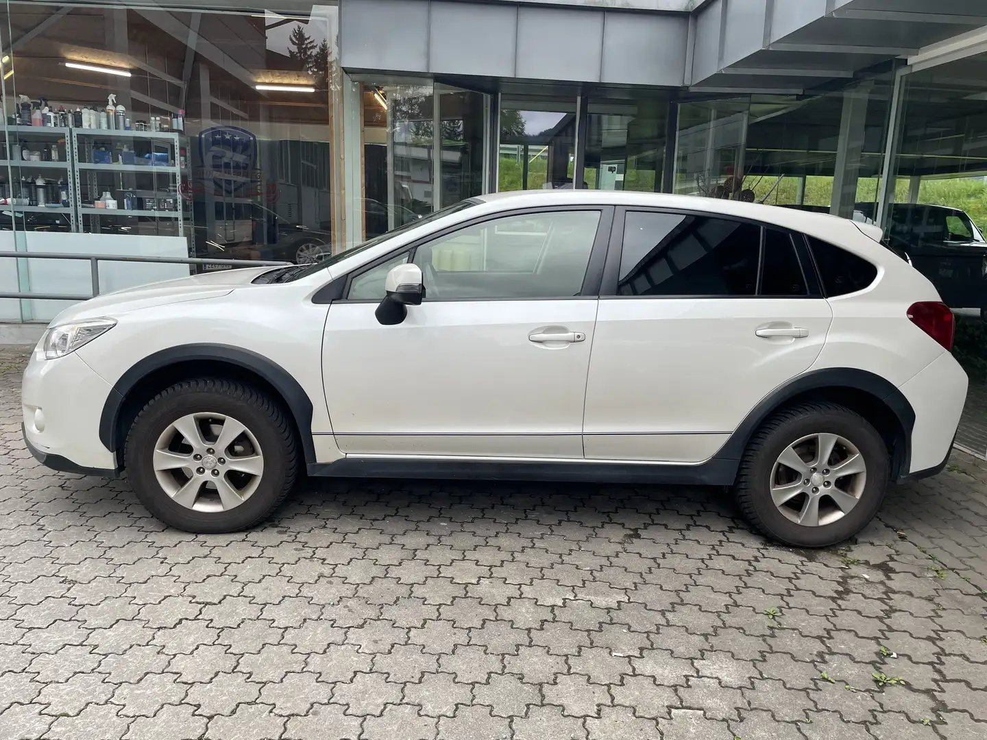 Subaru XV 2,0 Diesel Allrad (147 PS) Weiß - 2