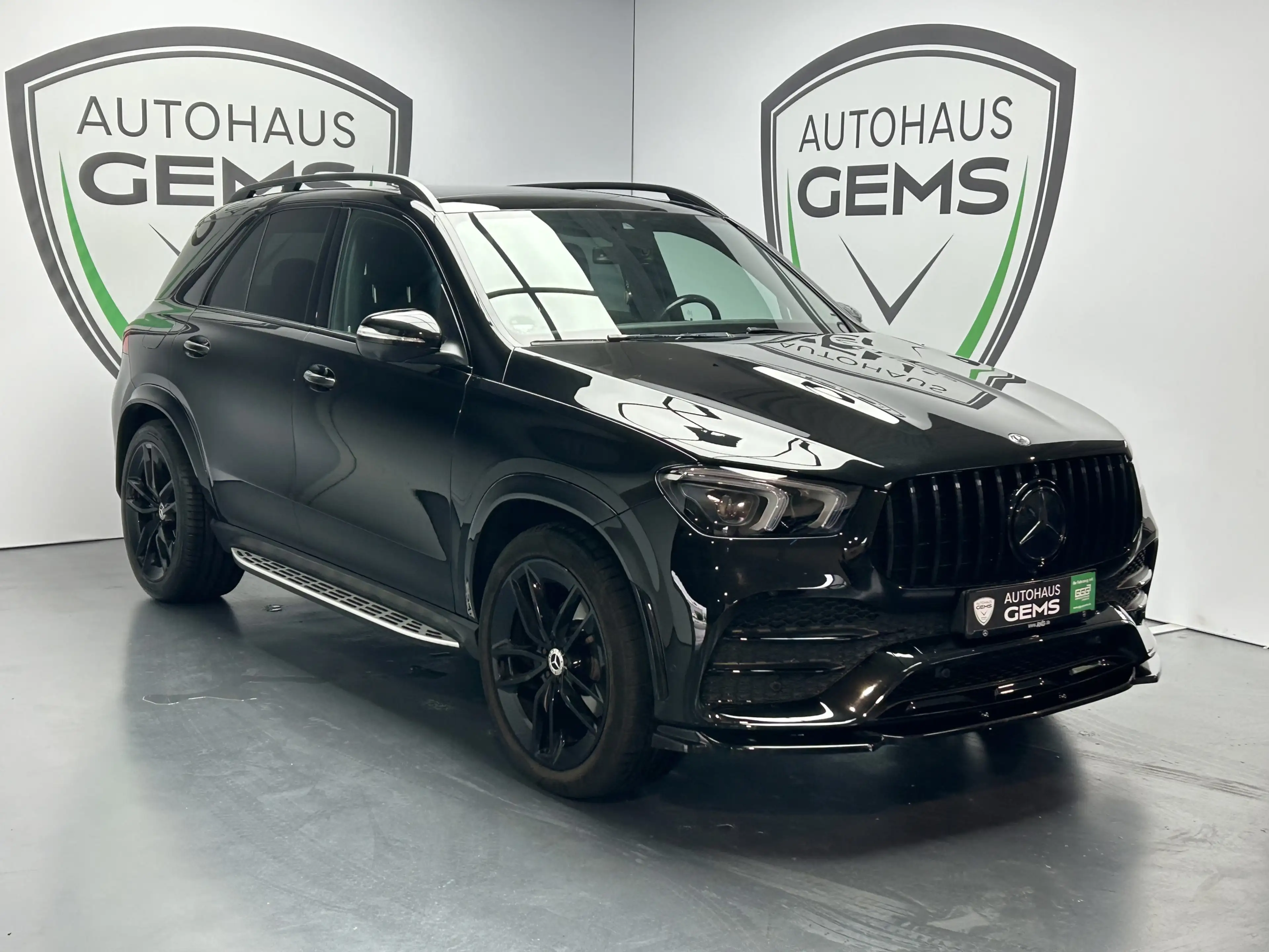 Mercedes-Benz GLE 400 d 4M AMG-Line Pano Widescreen Burmester