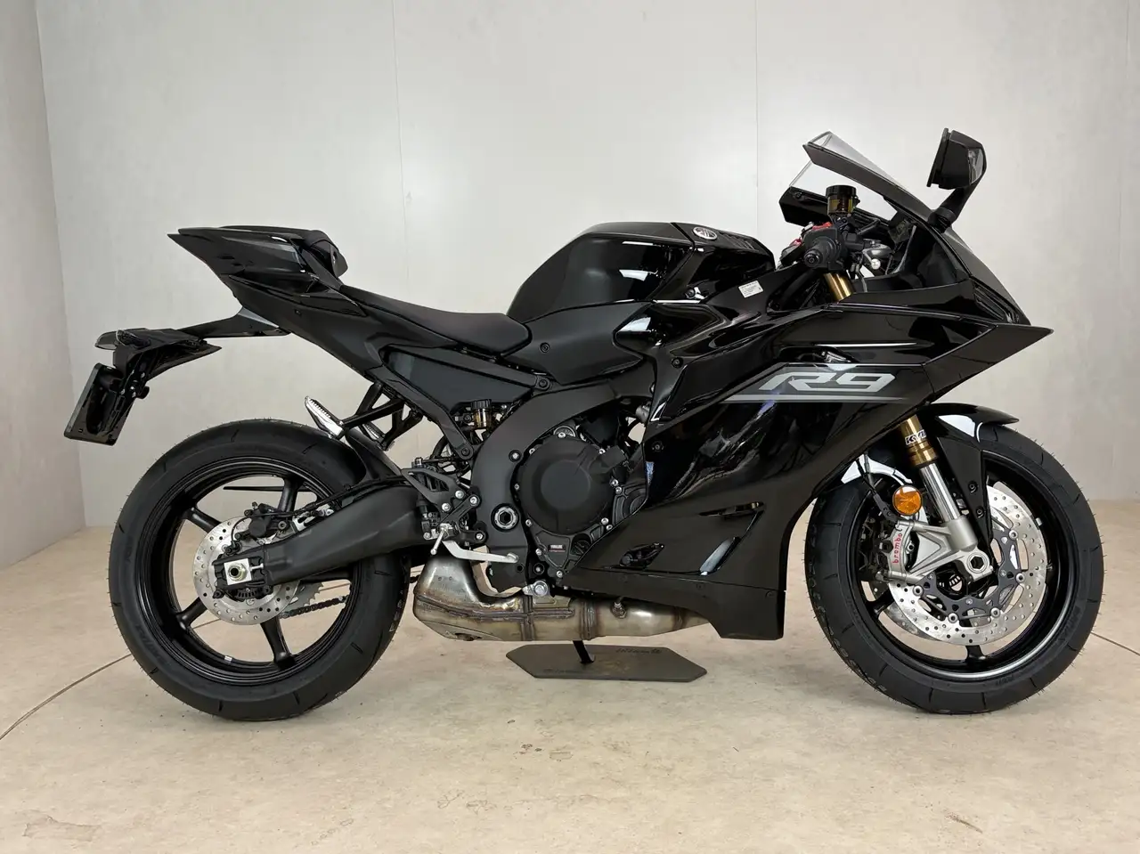 Yamaha YZF-R9