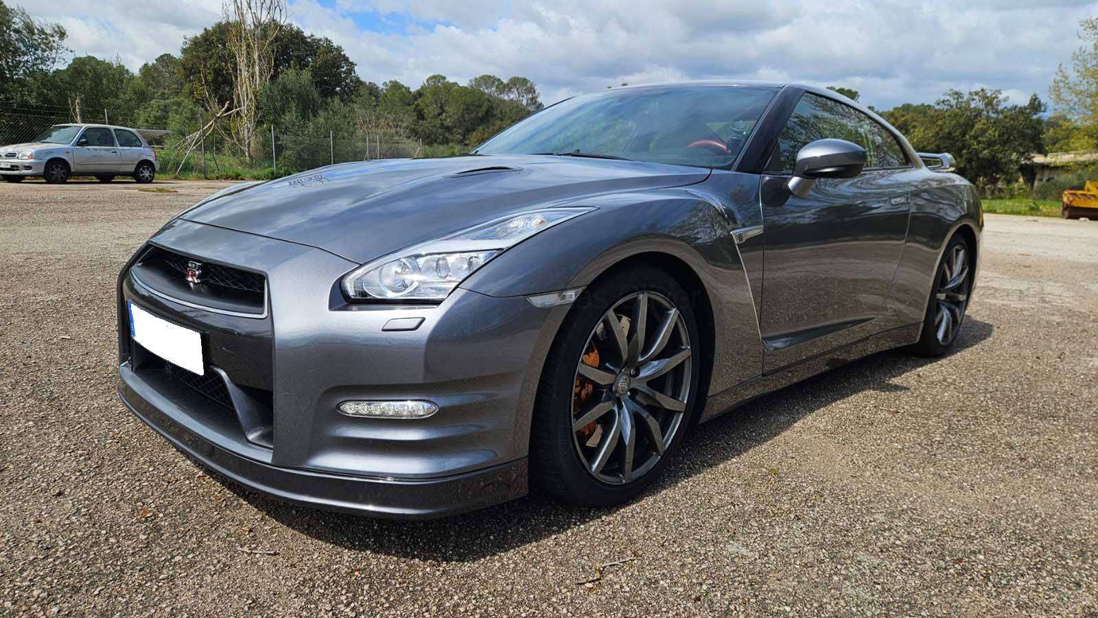 Nissan GT-R GT-R 3.8 V6 Black Edition Aut. Black Edition - foto 1