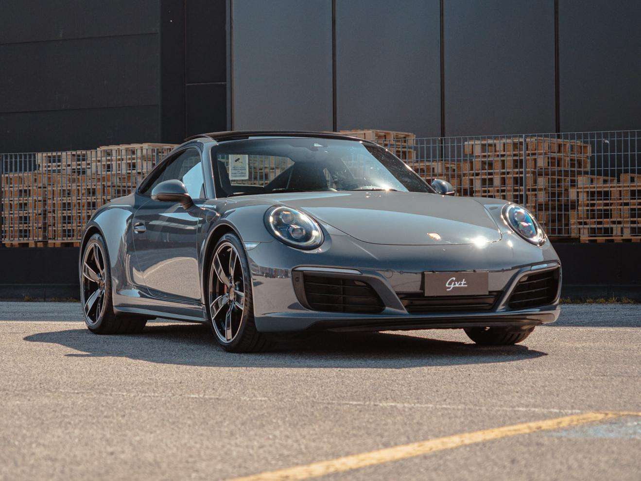 Porsche 991