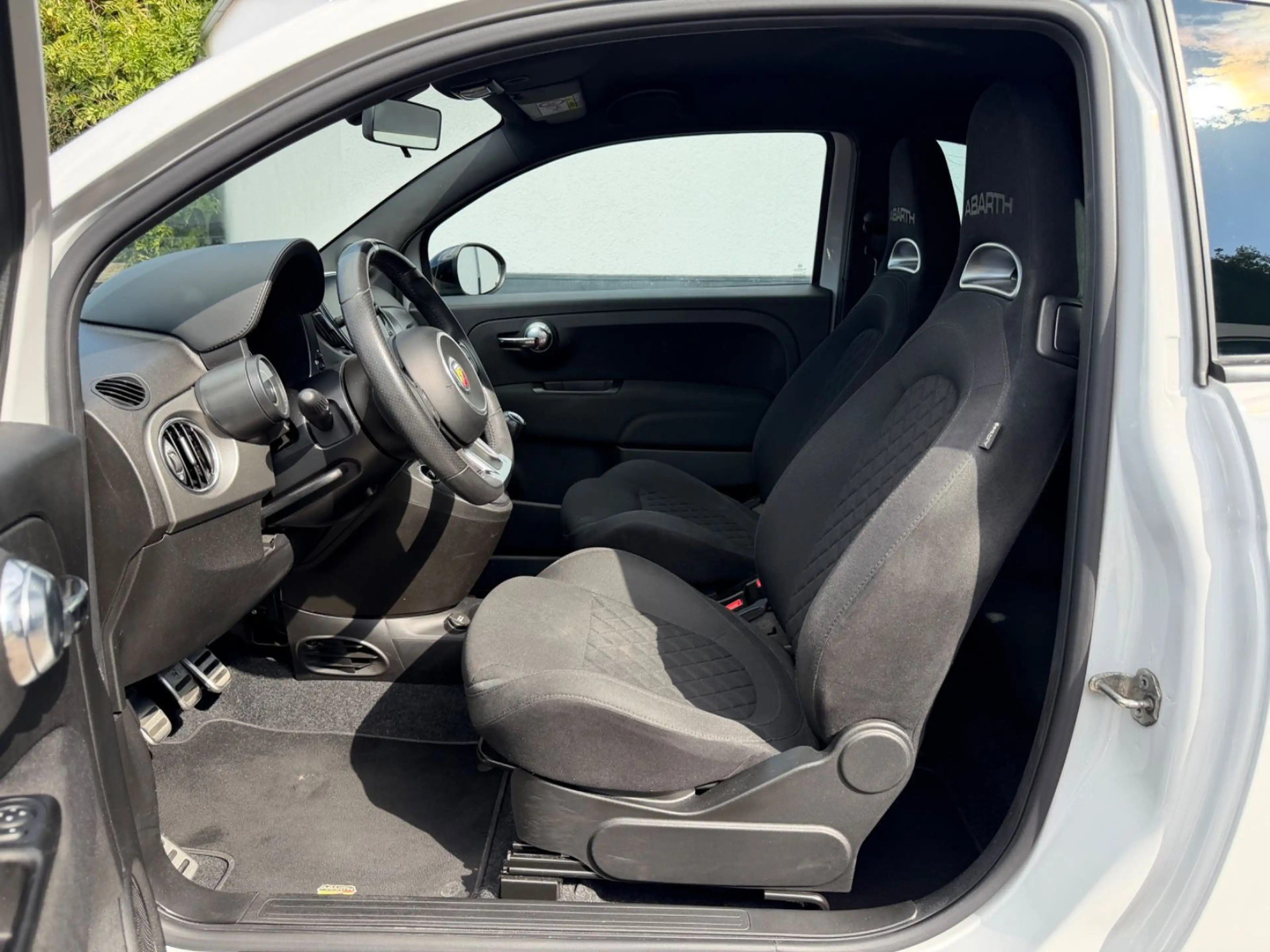 Abarth 500 595 Pista HU:04/2028/NAVI/2.Hd — photo 6