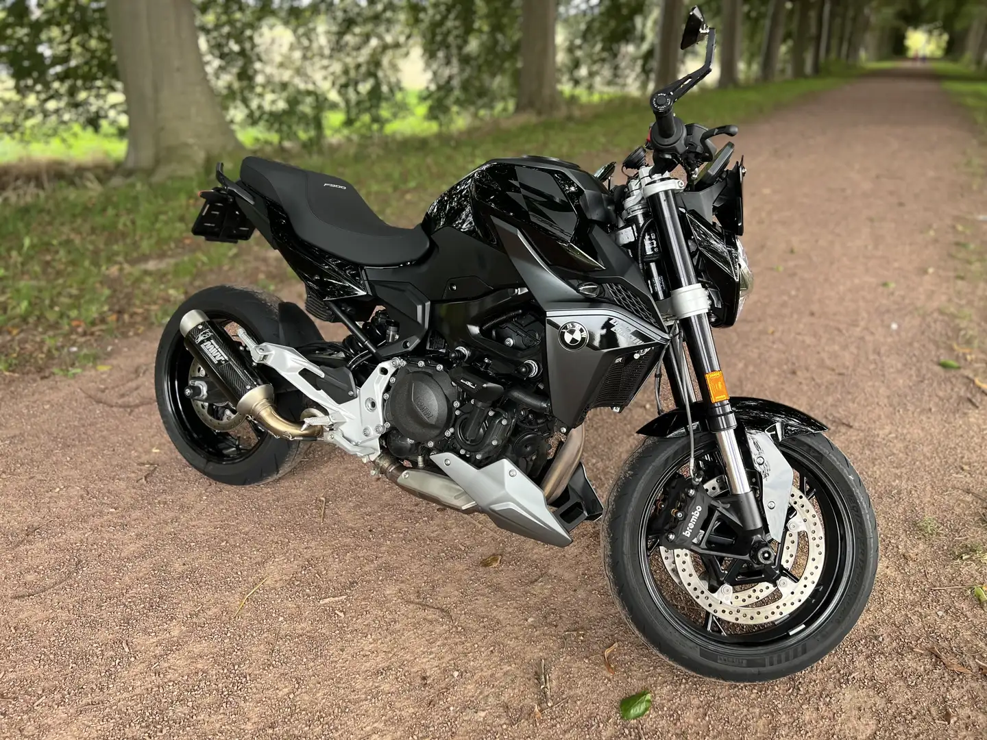 BMW F 900 R - 1
