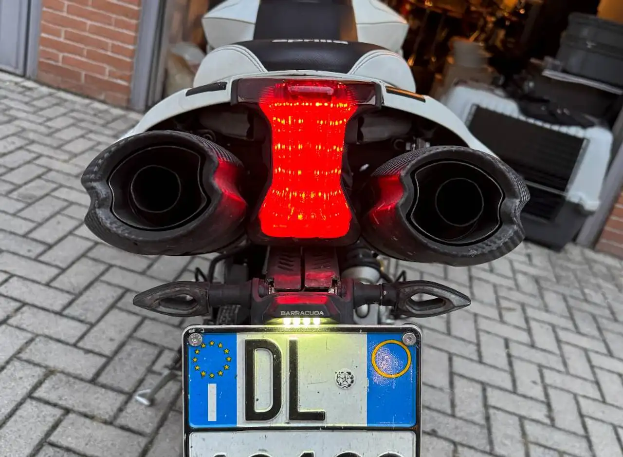 Aprilia Dorsoduro