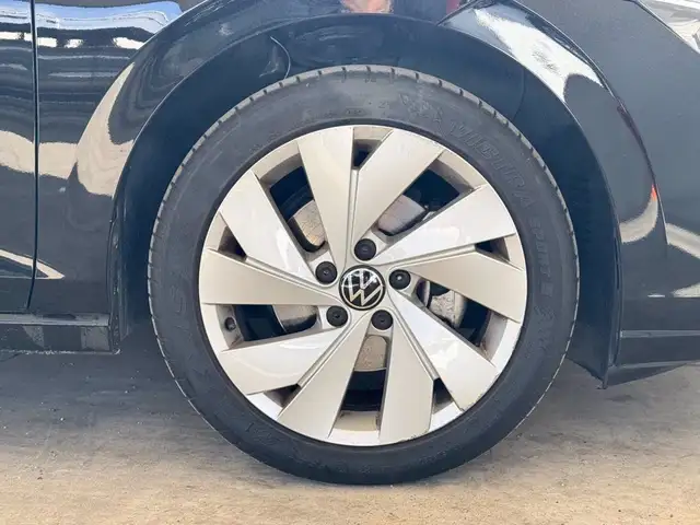 Volkswagen Golf view 15