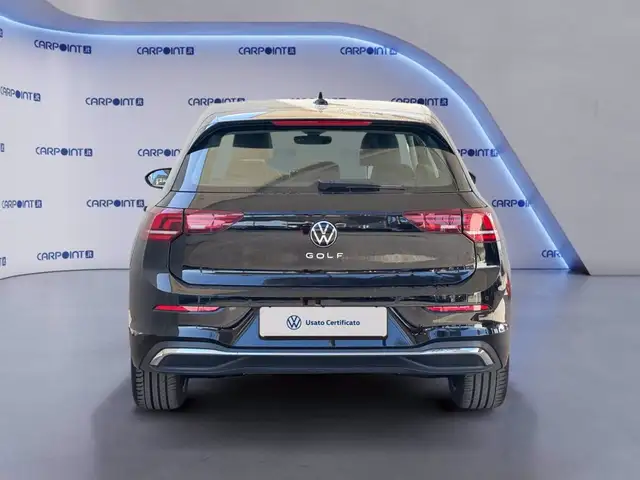 Volkswagen Golf view 5