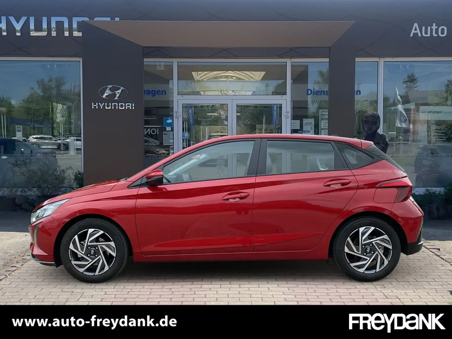 Hyundai i20 FL (MJ24) 1.0 T-Gdi (100PS) M/T Trend Komfortpaket Rouge - 2