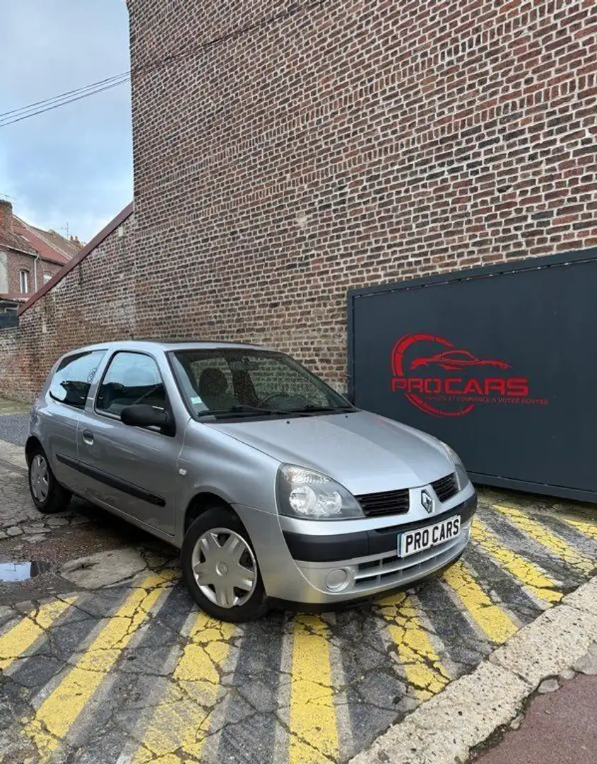 Renault Clio campus Gris - 1