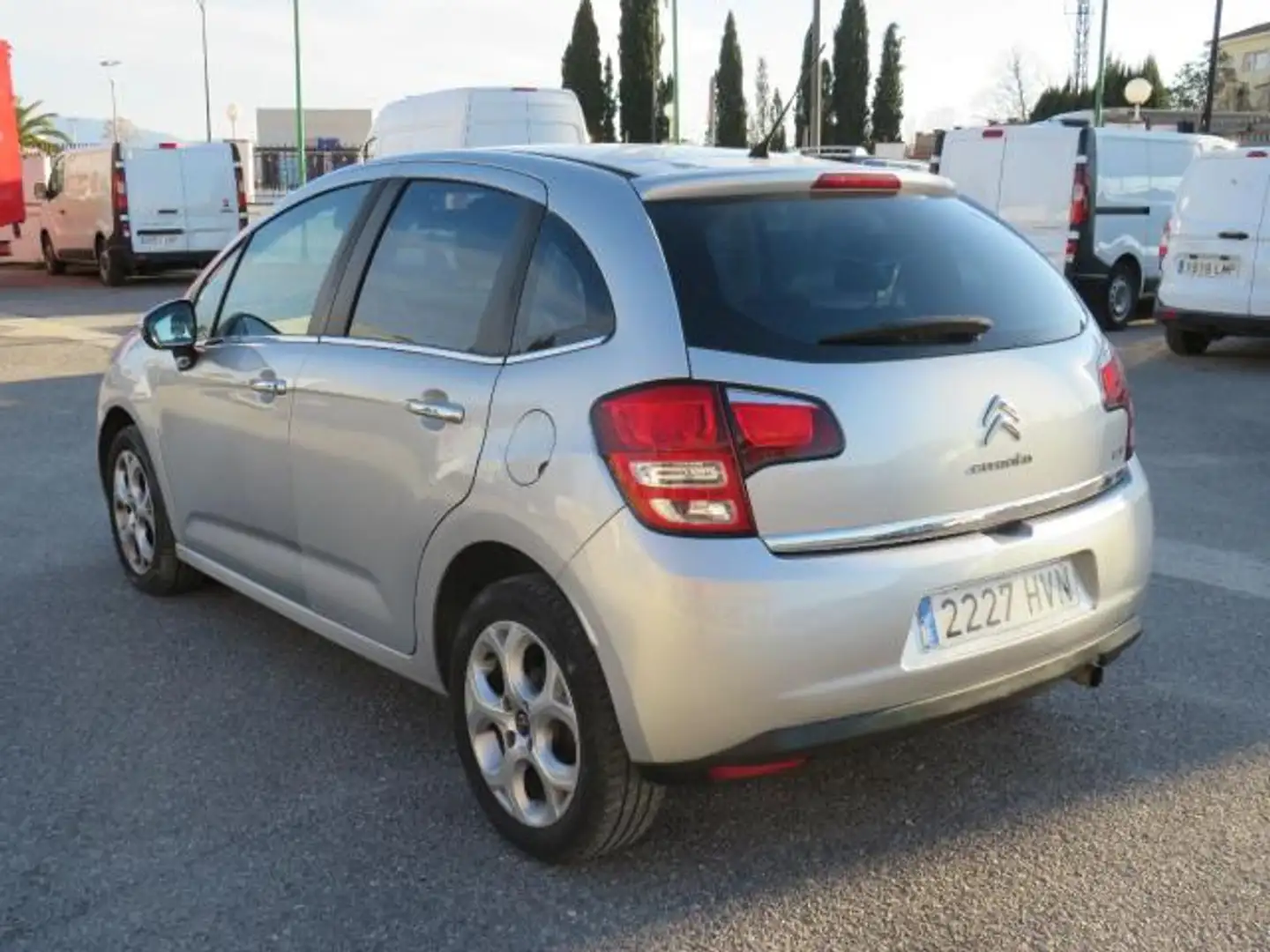 Citroen C3 1.4HDi Seduction 70 Plateado - 2