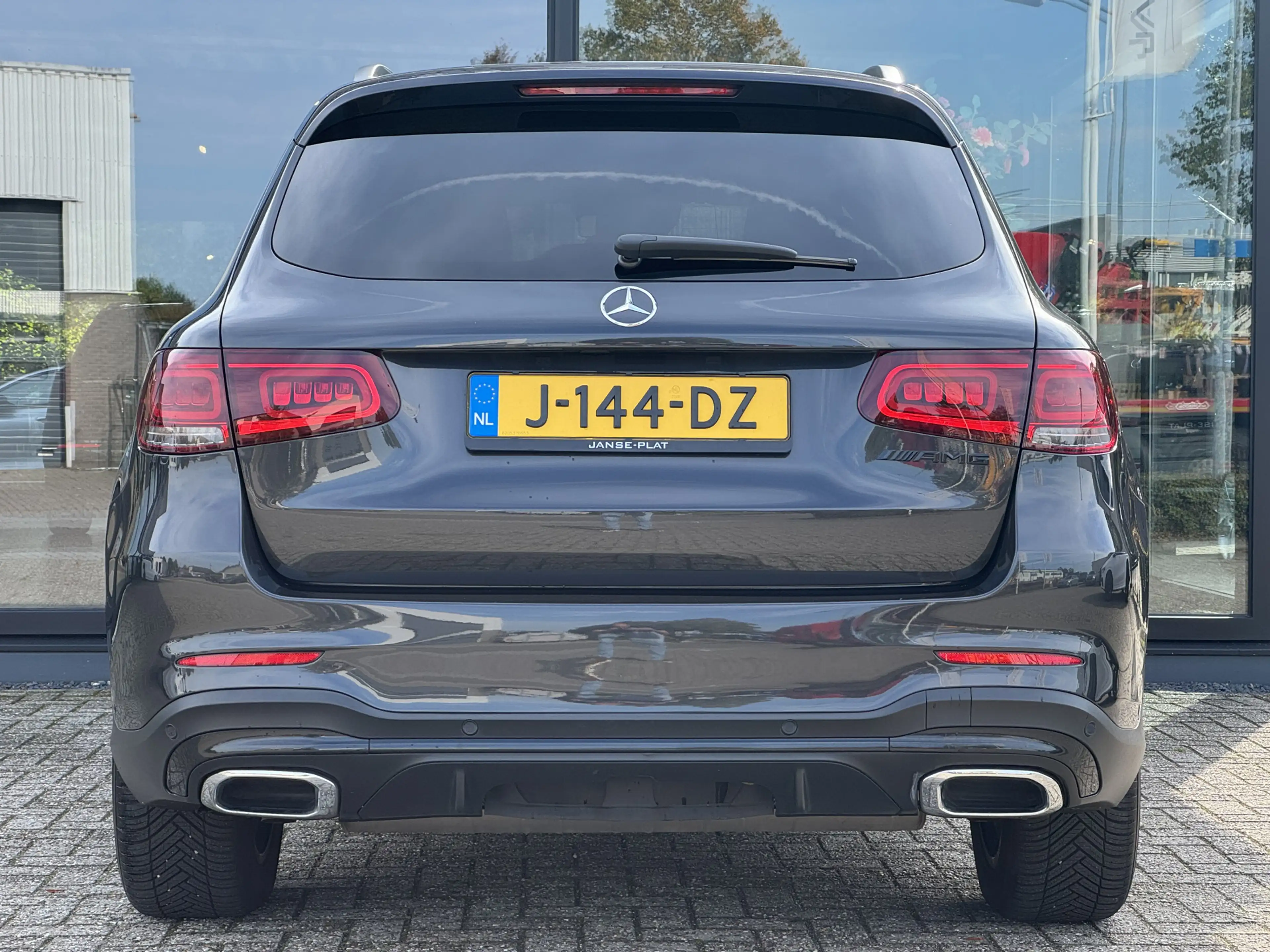 Mercedes-Benz GLC 200 Aut AMG Night Distronic | Wegdr. Trekhaak | NL-Aut — photo 8