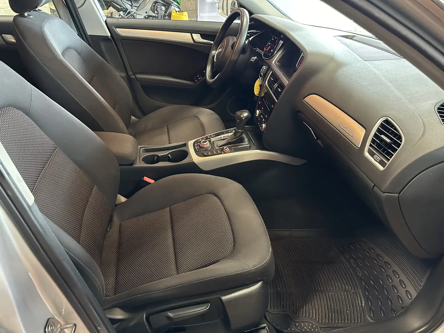 Audi A4 allroad 2.0 tdi Ambiente 177cv s-tronic - 2