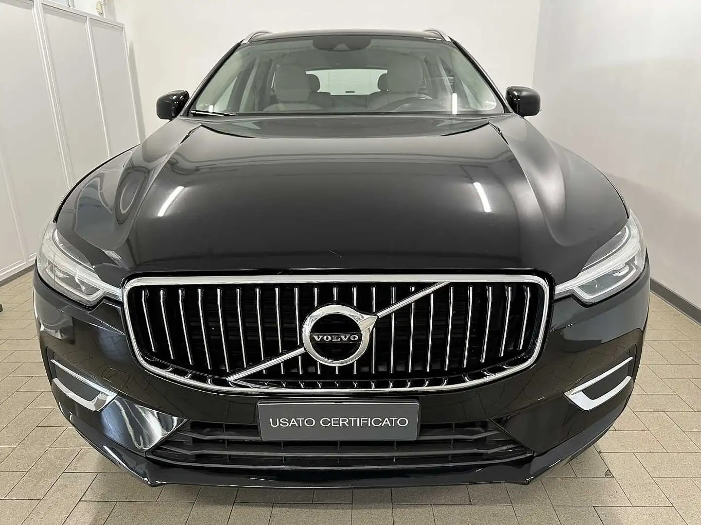 Volvo XC60 D4 AWD Inscription Geartronic Noir - 2