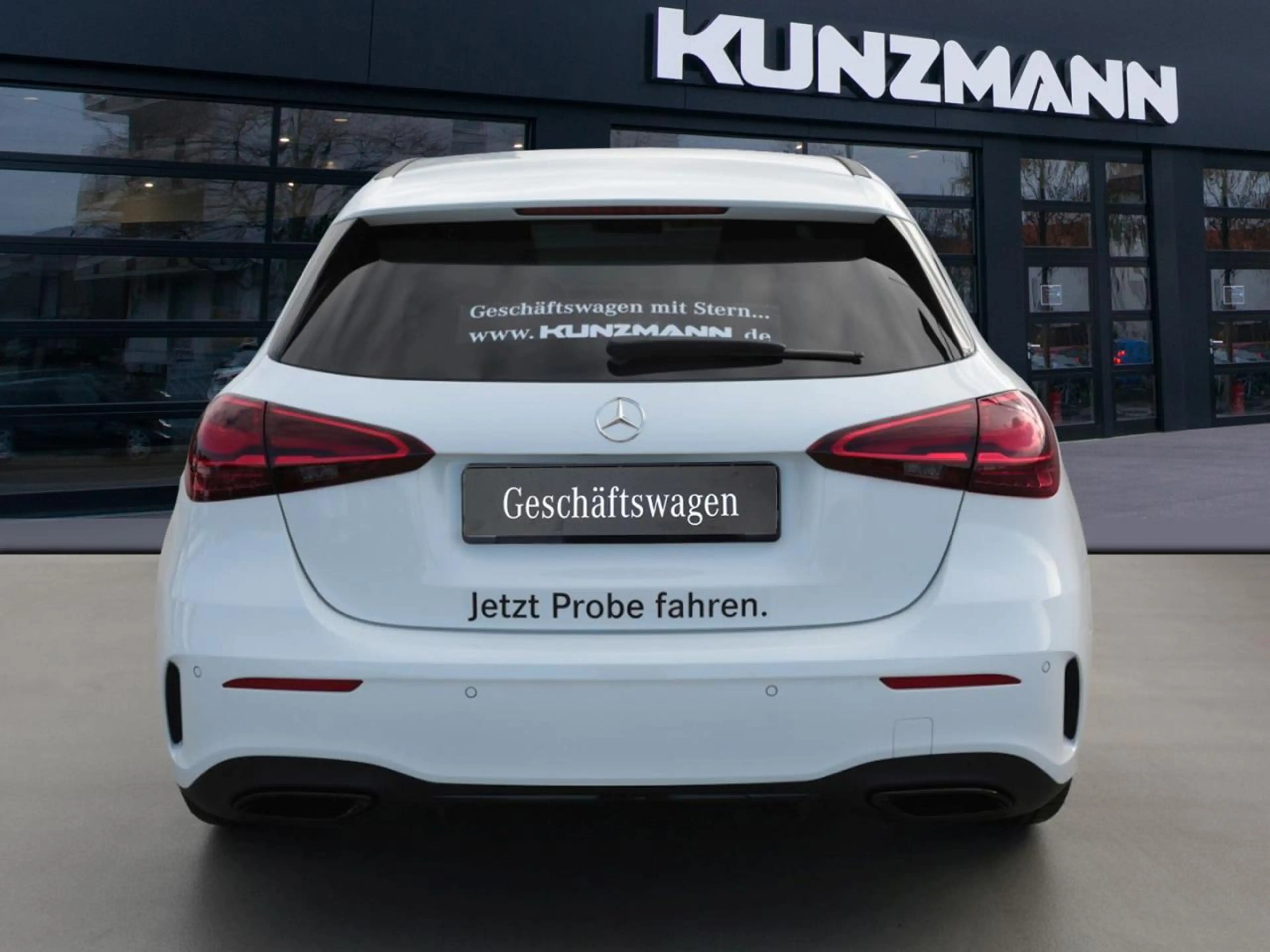 Mercedes-Benz A 200 d AMG Night MBUXNavi Panorama 360° AHK — photo 4