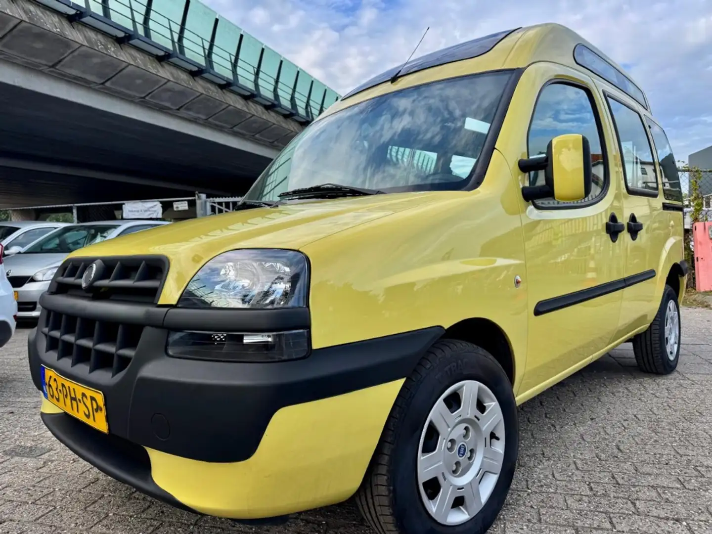 Fiat Doblo rolstoel auto 1.9 JTD Dynamic Plus Sárga - 1