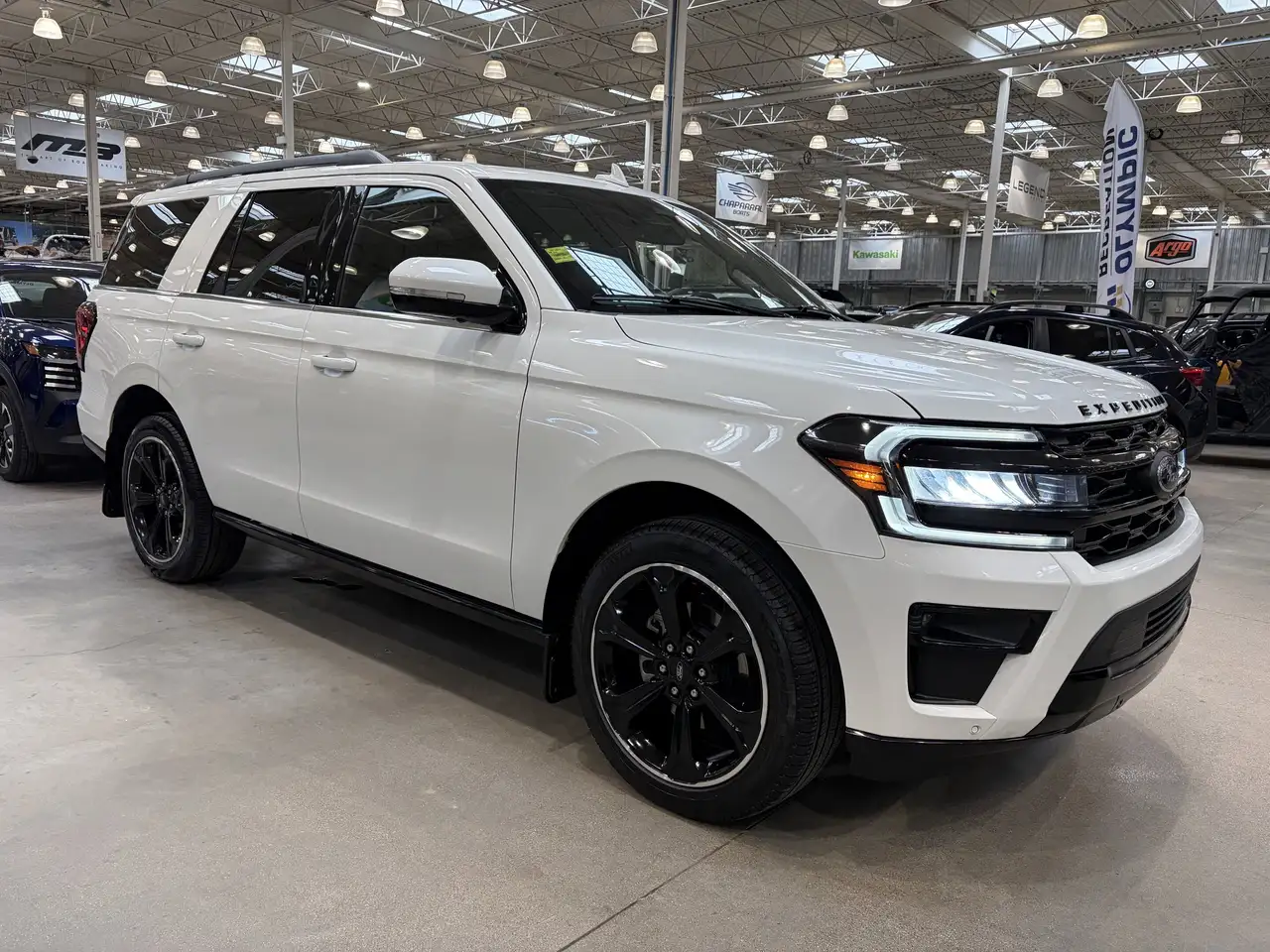 Ford Expedition снимка Ford Expedition