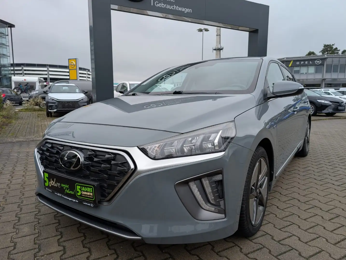 Hyundai IONIQ 1.6 Hybrid GDI Style LED, Navi, AppleCarPlay Grau - 2