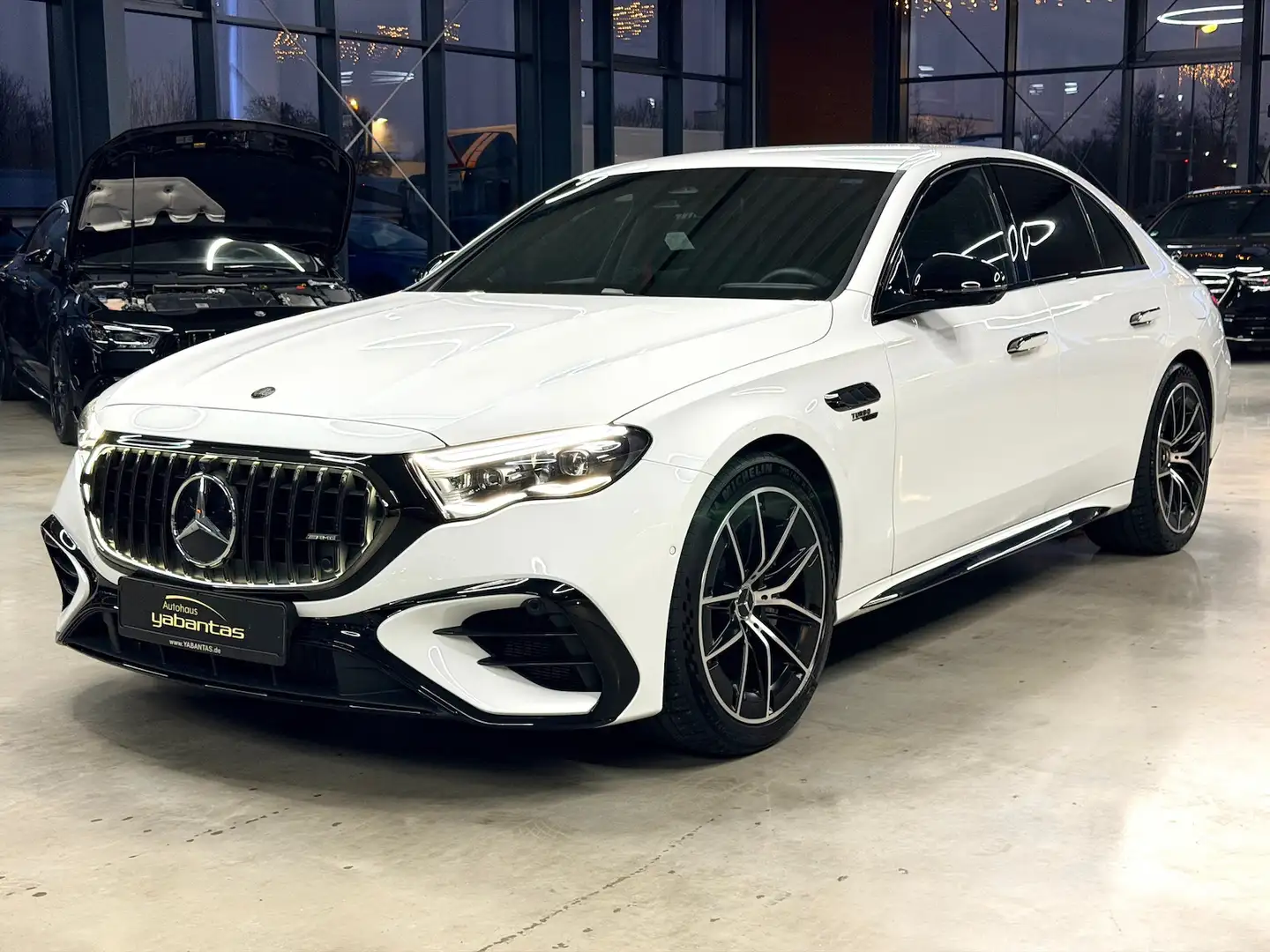 Mercedes-Benz E 53 AMG AMG 4M+ Night Premium Pano 360°-K Distronic Pro SU Weiß - 1